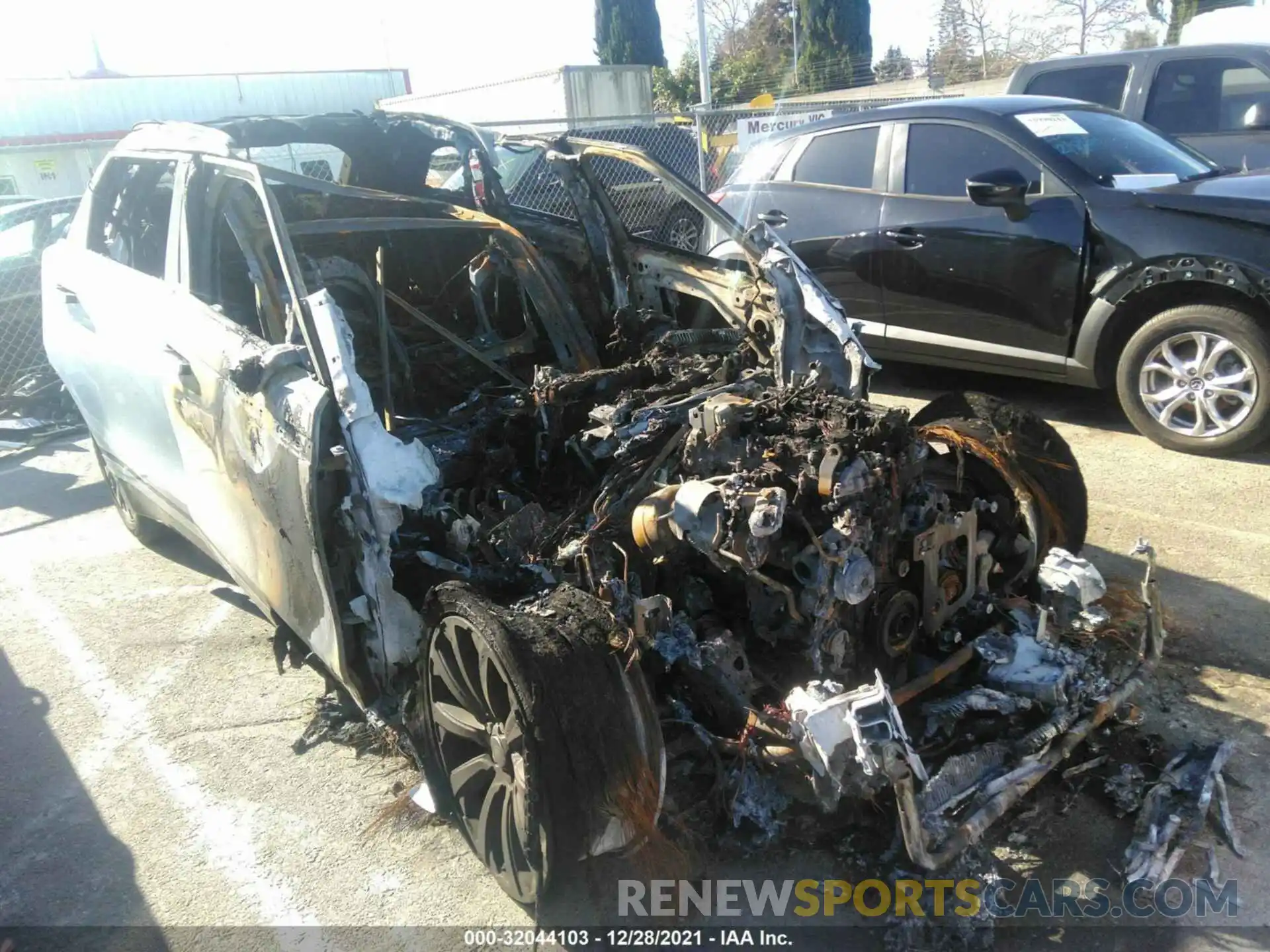 1 Photograph of a damaged car SALYL2EX7KA795534 LAND ROVER RANGE ROVER VELAR 2019