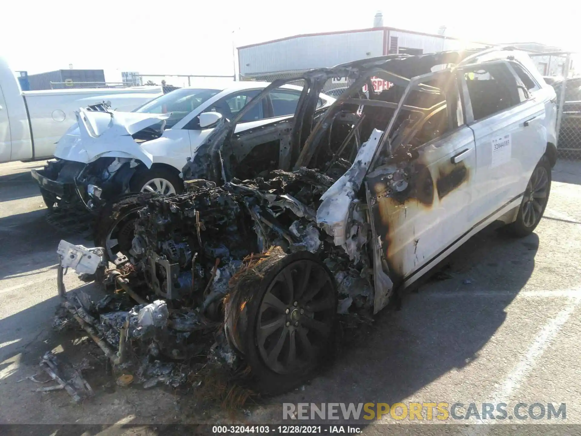 2 Photograph of a damaged car SALYL2EX7KA795534 LAND ROVER RANGE ROVER VELAR 2019