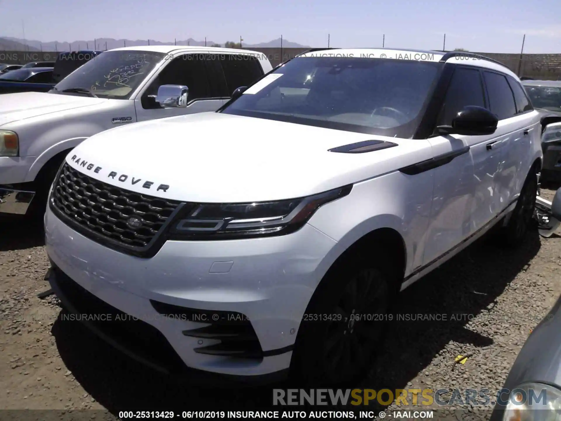 2 Photograph of a damaged car SALYL2EXXKA203446 LAND ROVER RANGE ROVER VELAR 2019