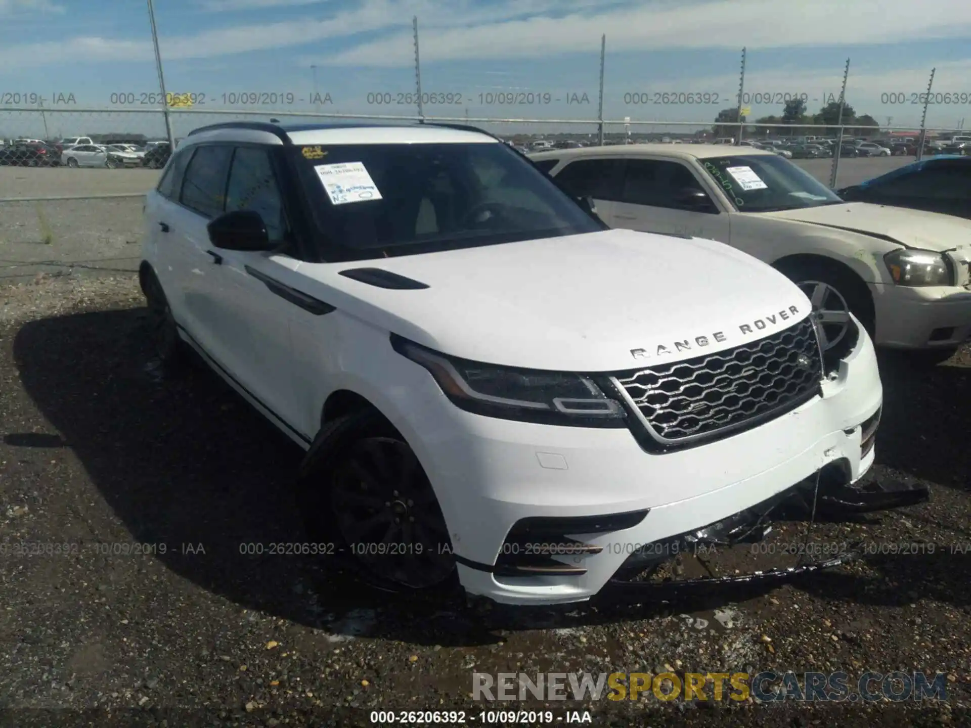 1 Photograph of a damaged car SALYL2FV0KA219359 LAND ROVER RANGE ROVER VELAR 2019