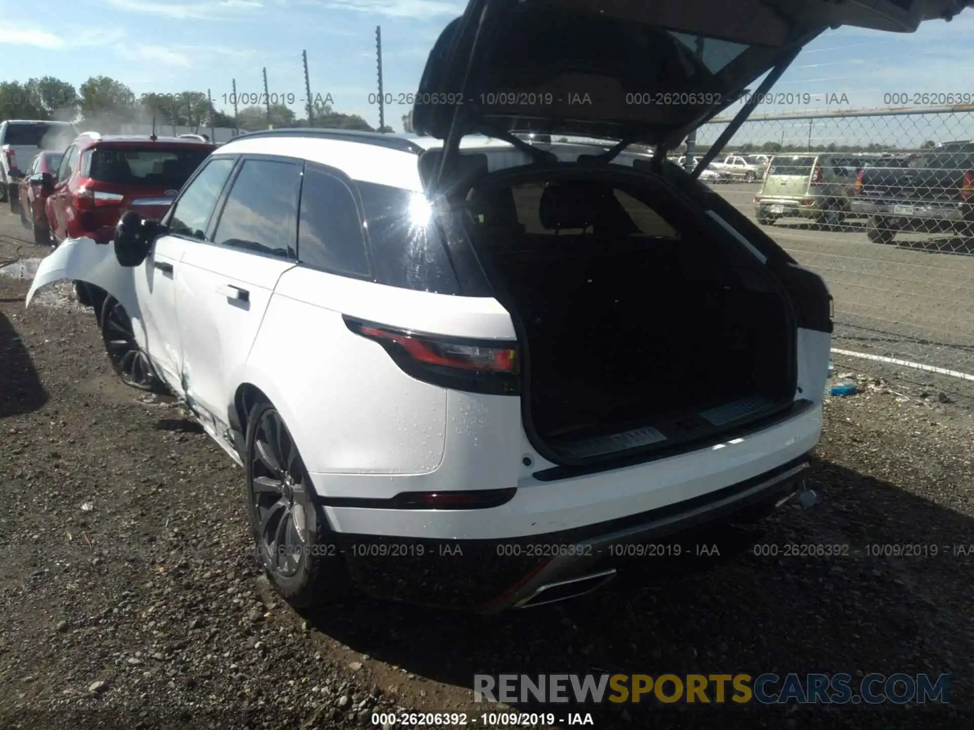 3 Photograph of a damaged car SALYL2FV0KA219359 LAND ROVER RANGE ROVER VELAR 2019