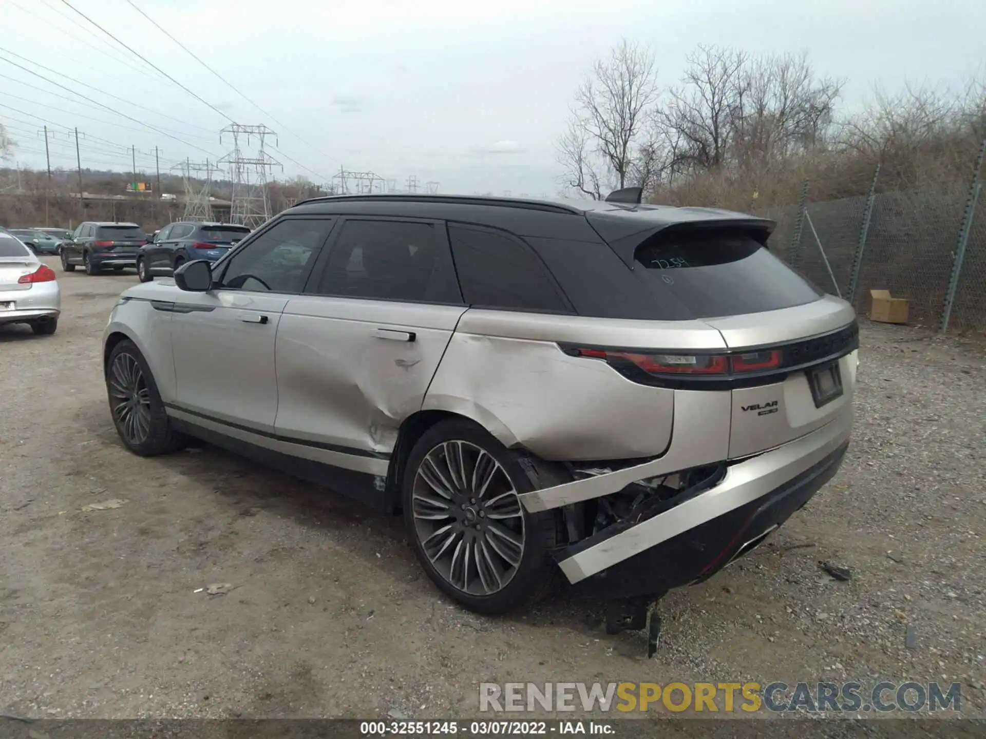 3 Photograph of a damaged car SALYL2FV6KA226512 LAND ROVER RANGE ROVER VELAR 2019