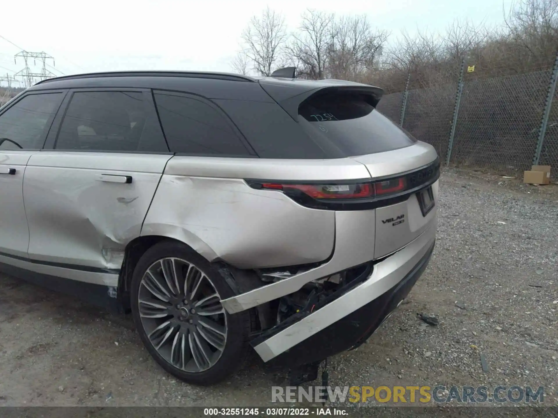 6 Photograph of a damaged car SALYL2FV6KA226512 LAND ROVER RANGE ROVER VELAR 2019