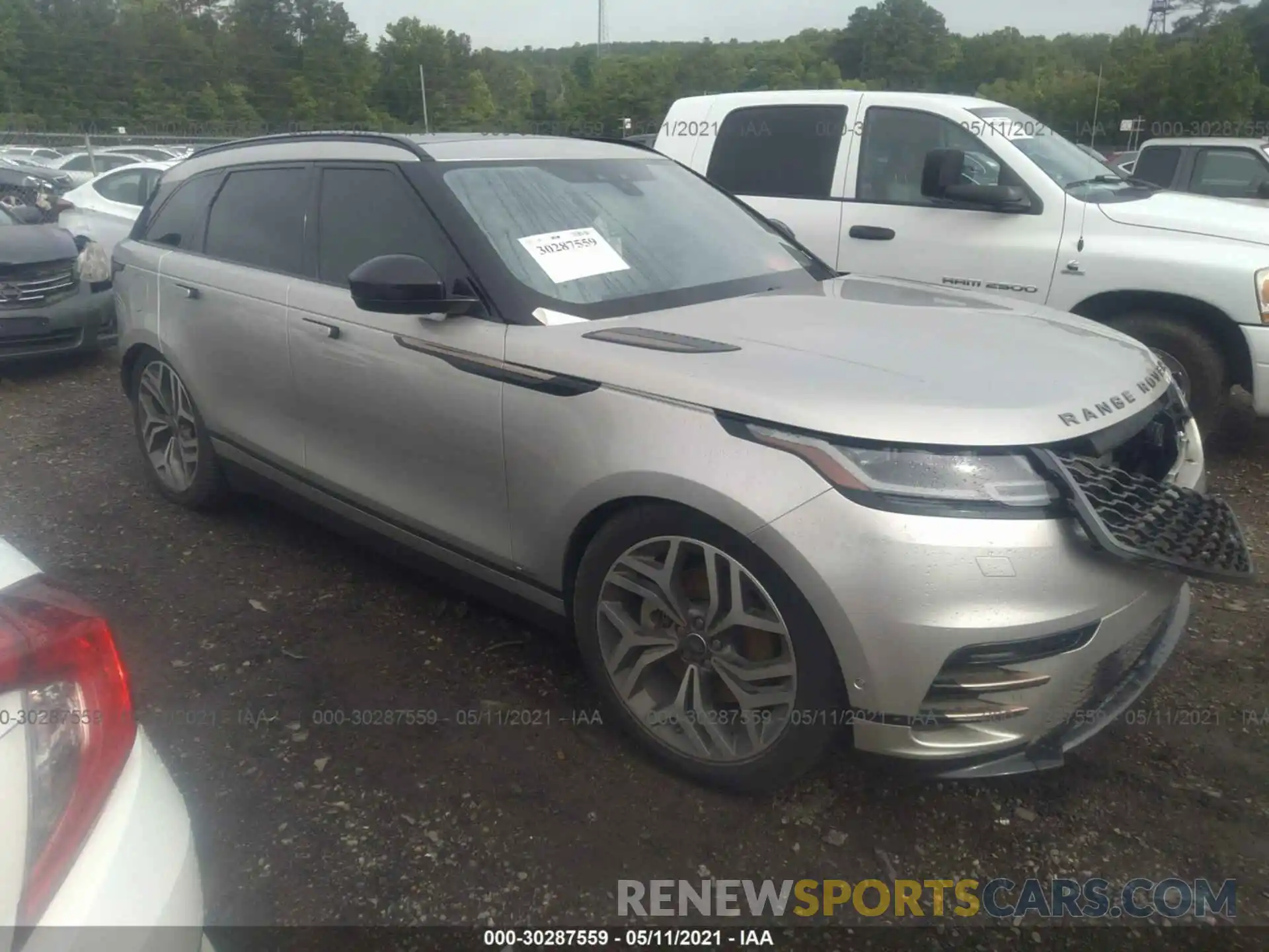 1 Photograph of a damaged car SALYL2FV8KA218833 LAND ROVER RANGE ROVER VELAR 2019