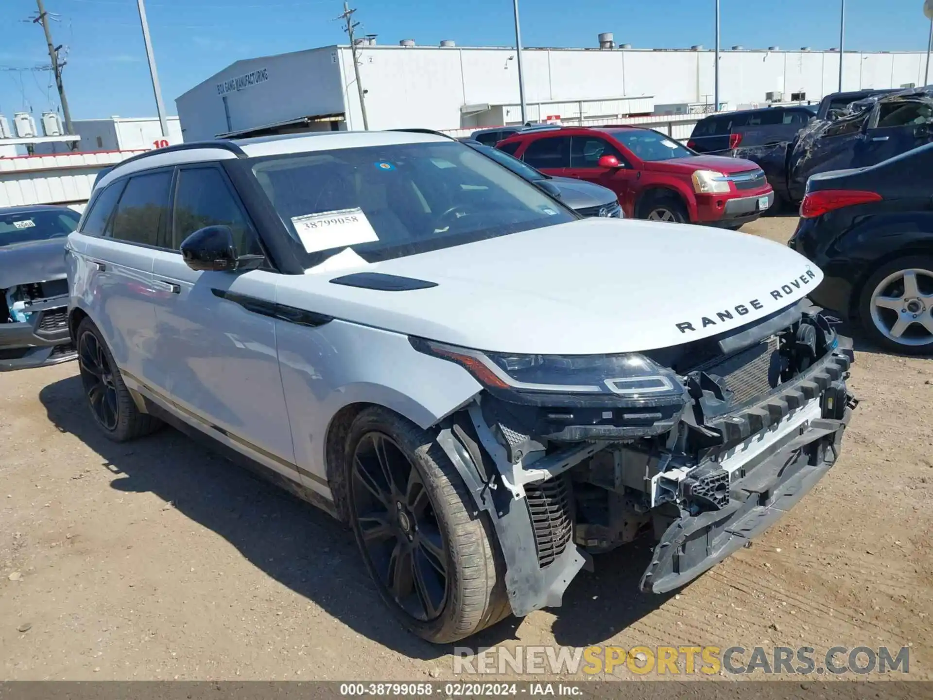 1 Photograph of a damaged car SALYM2EV0KA793541 LAND ROVER RANGE ROVER VELAR 2019