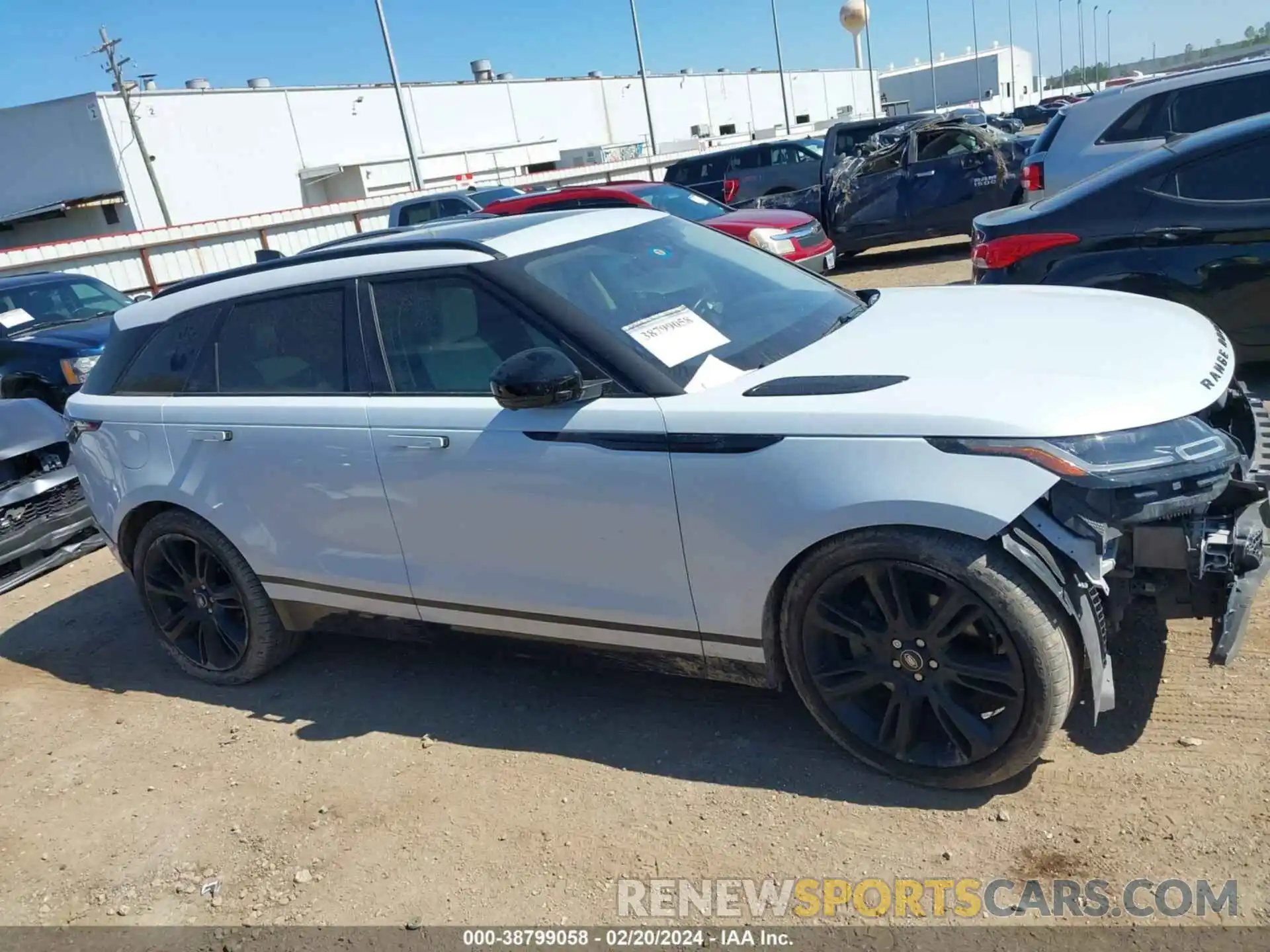 14 Photograph of a damaged car SALYM2EV0KA793541 LAND ROVER RANGE ROVER VELAR 2019