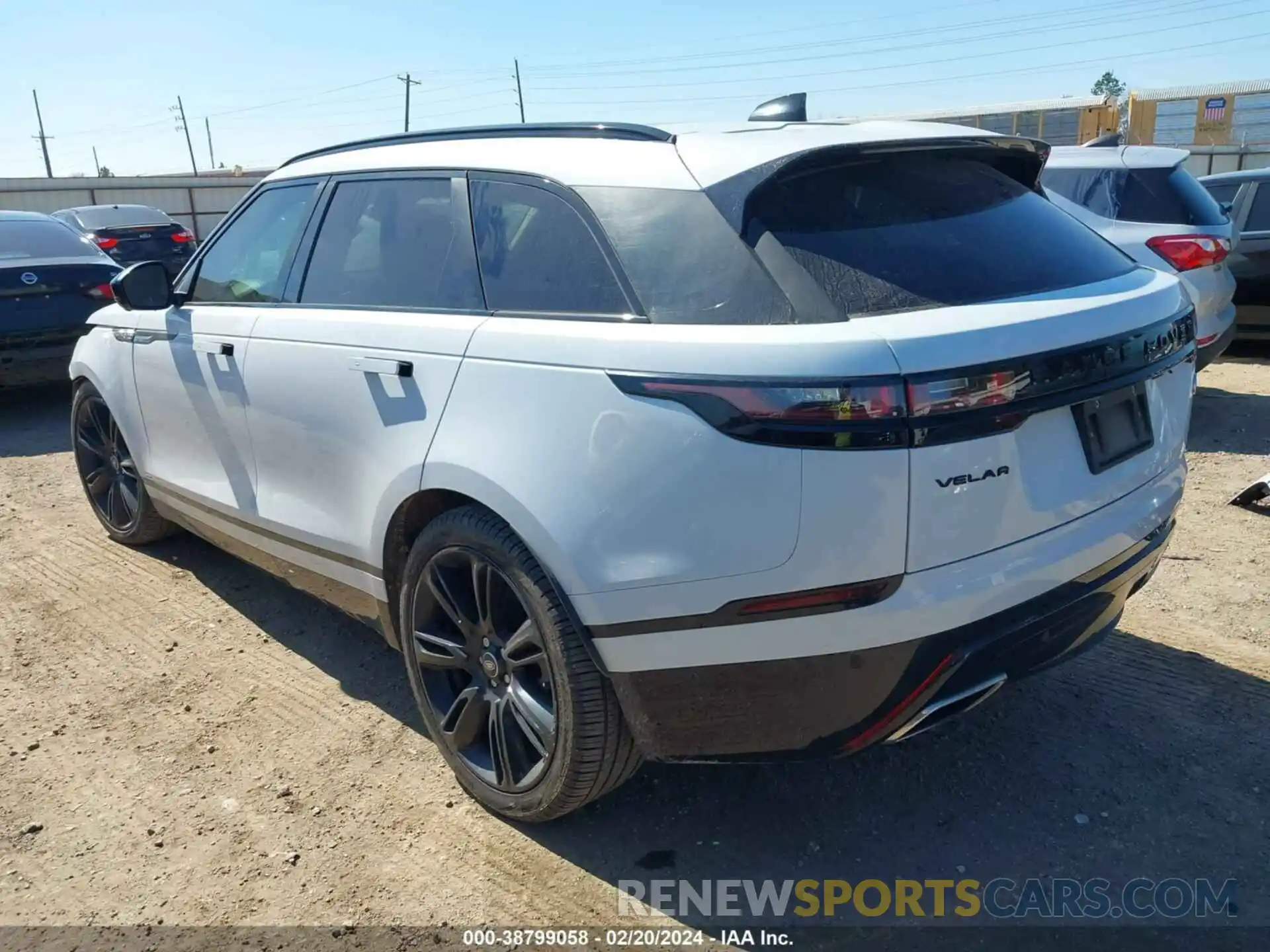 3 Фотография поврежденного автомобиля SALYM2EV0KA793541 LAND ROVER RANGE ROVER VELAR 2019