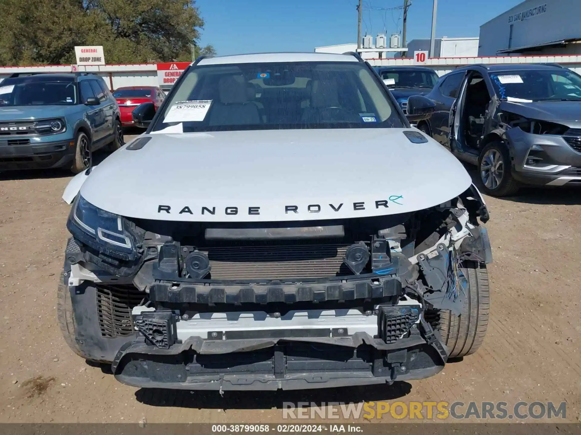 6 Photograph of a damaged car SALYM2EV0KA793541 LAND ROVER RANGE ROVER VELAR 2019