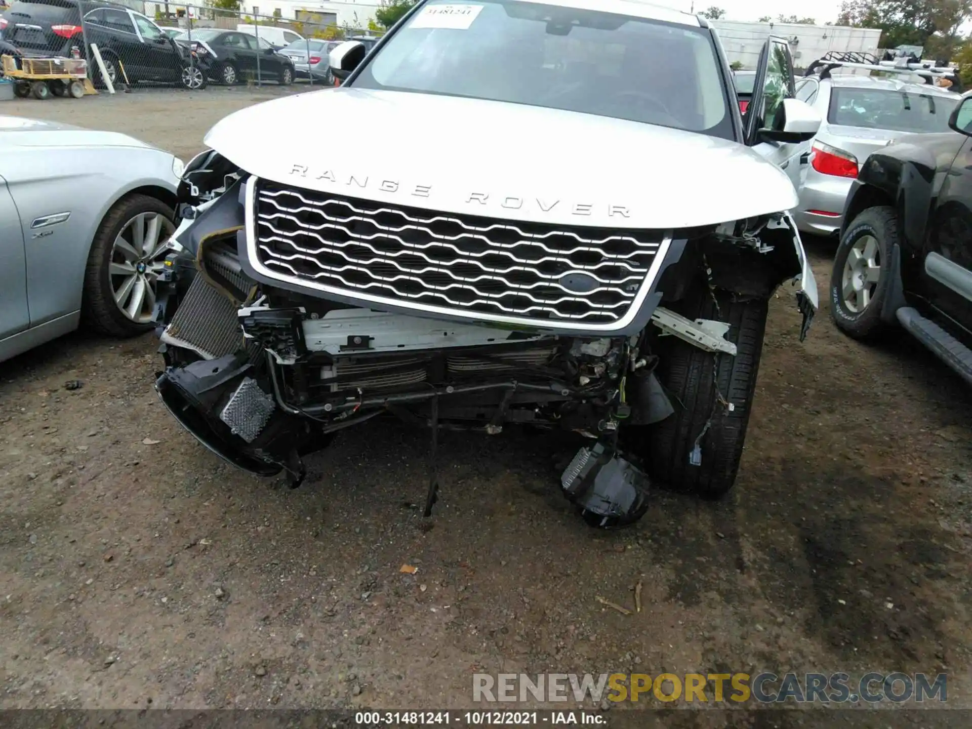 6 Photograph of a damaged car SALYB2EX0LA255172 LAND ROVER RANGE ROVER VELAR 2020