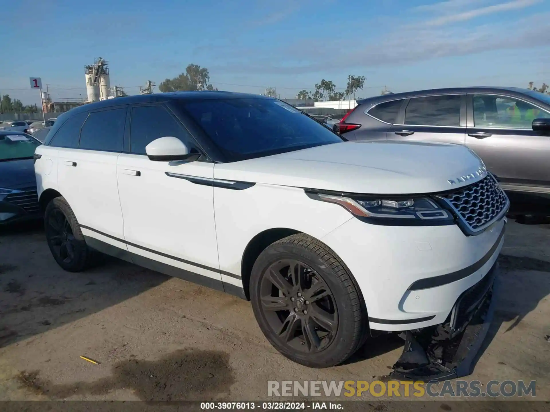 1 Photograph of a damaged car SALYB2EX0LA295364 LAND ROVER RANGE ROVER VELAR 2020