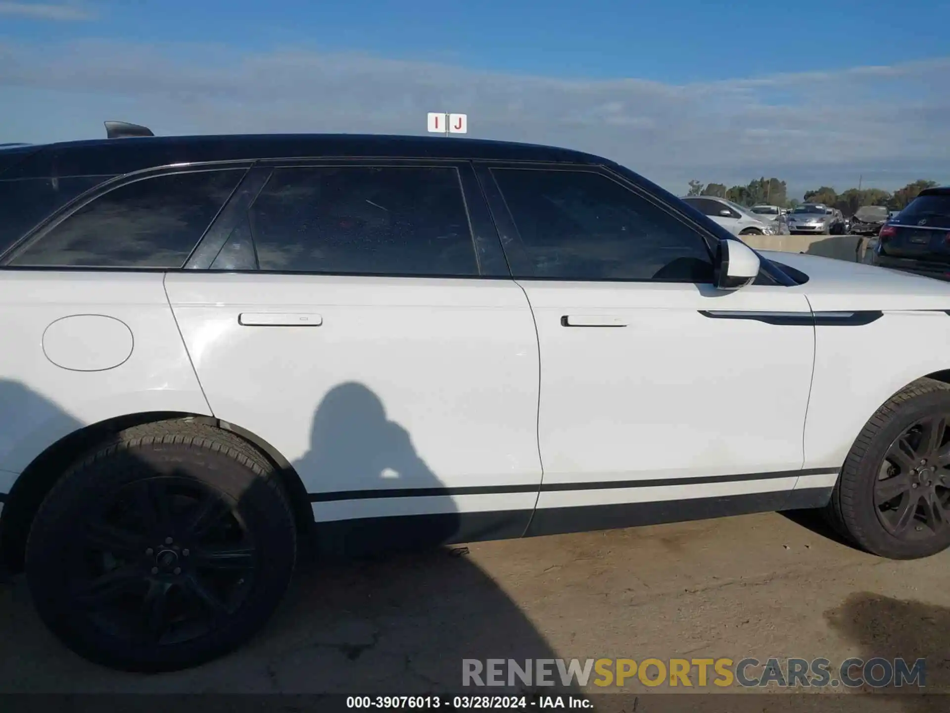 13 Photograph of a damaged car SALYB2EX0LA295364 LAND ROVER RANGE ROVER VELAR 2020