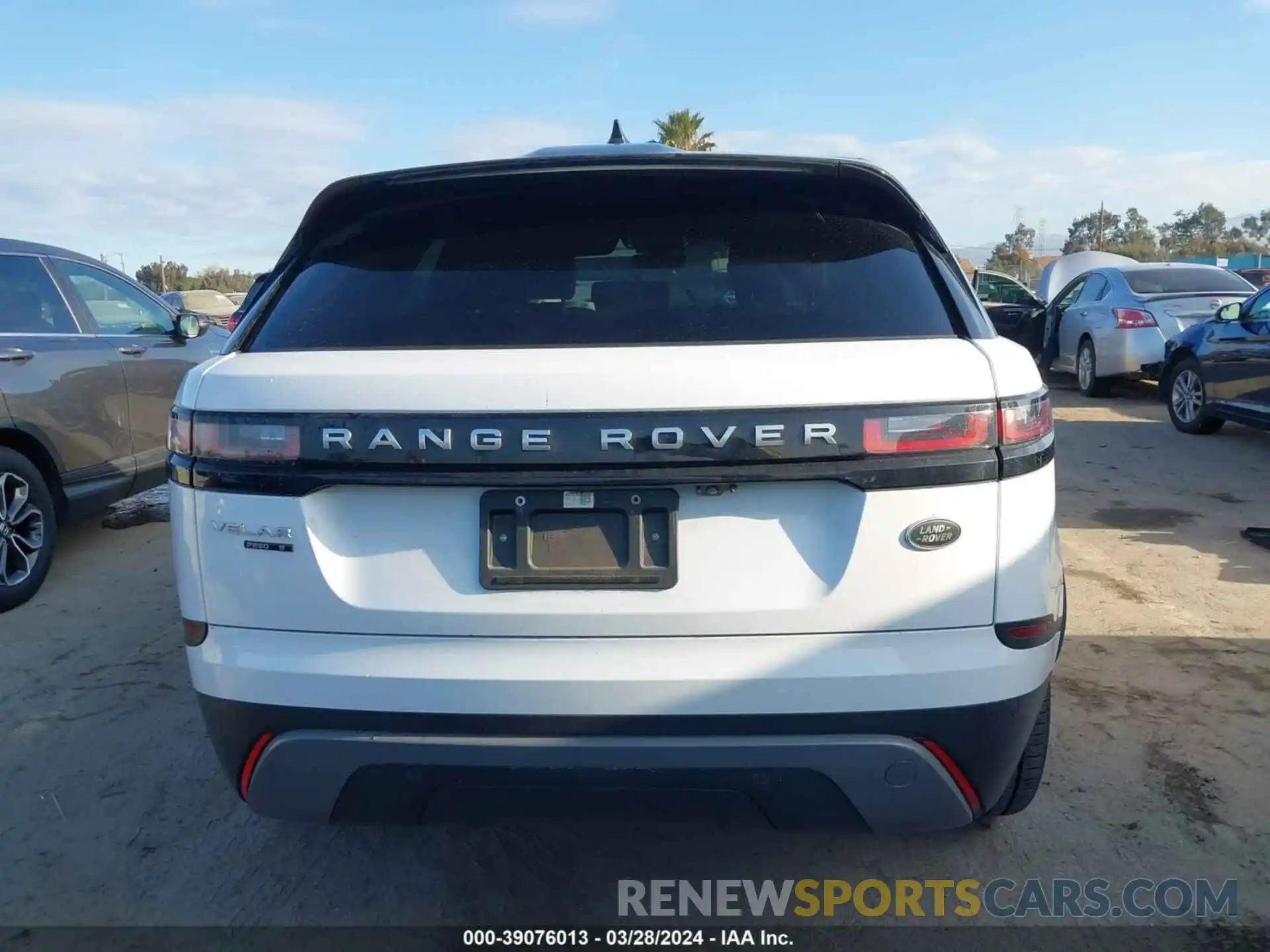 16 Photograph of a damaged car SALYB2EX0LA295364 LAND ROVER RANGE ROVER VELAR 2020