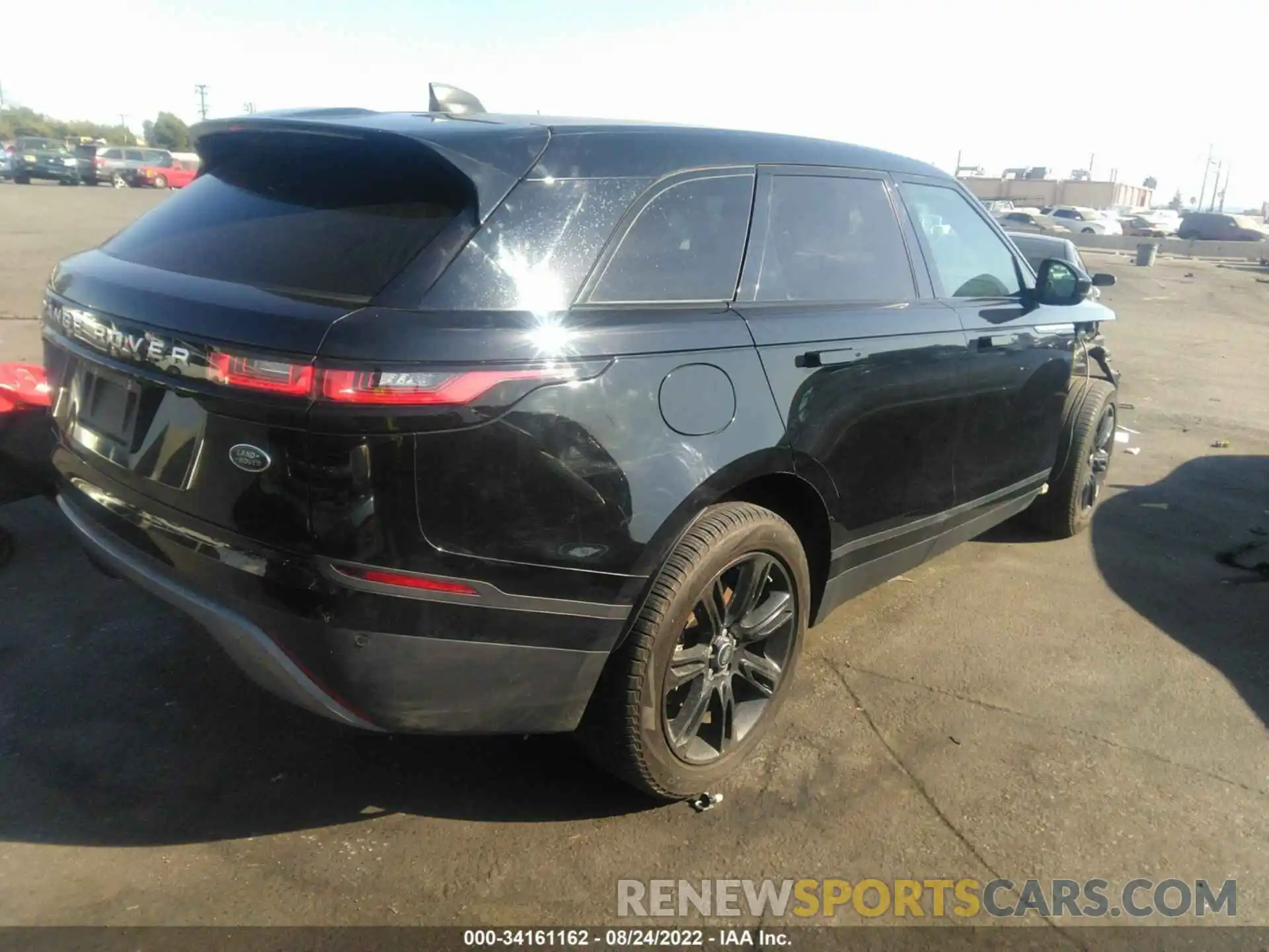 4 Photograph of a damaged car SALYB2EX2LA273818 LAND ROVER RANGE ROVER VELAR 2020