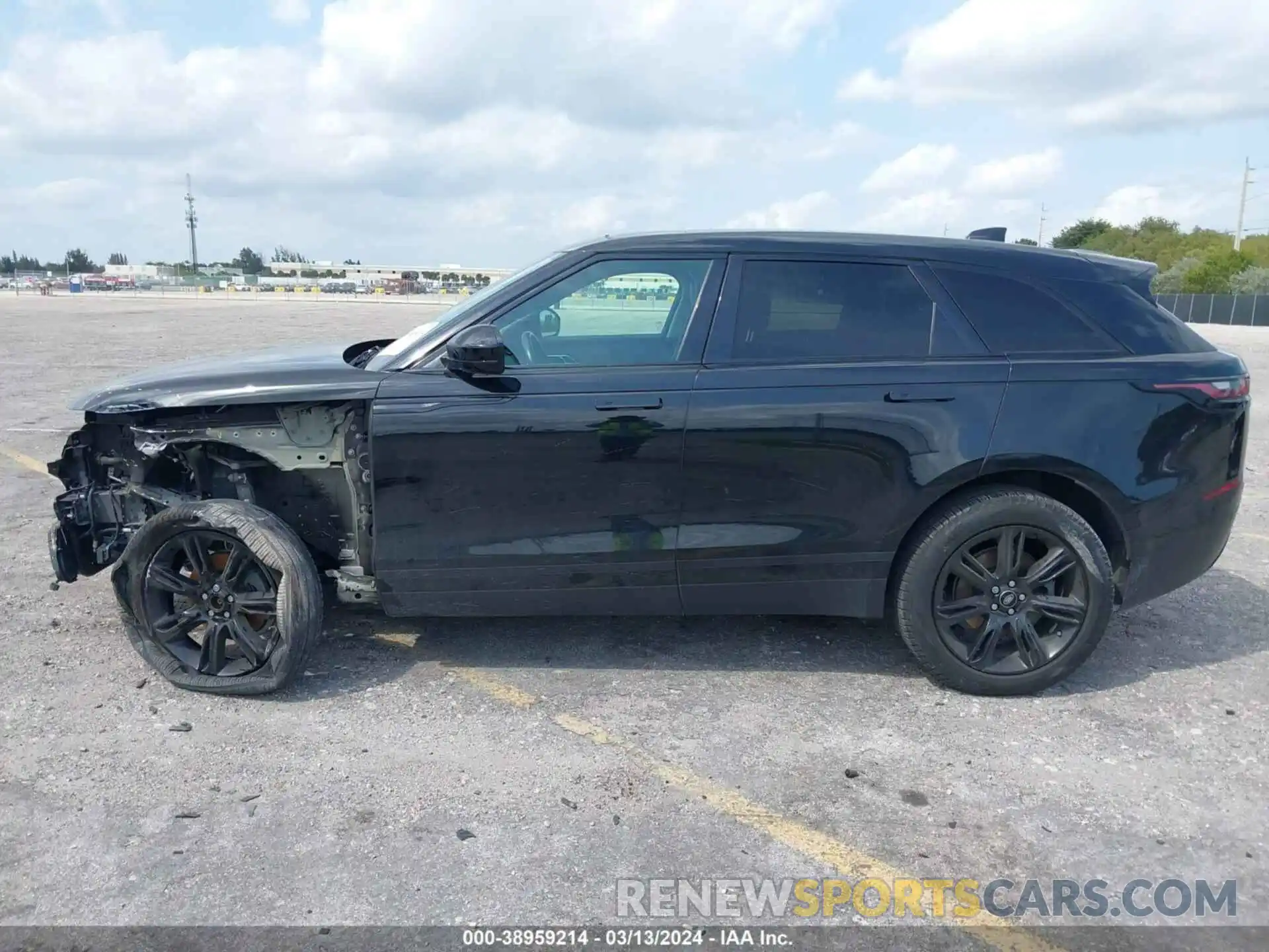 15 Photograph of a damaged car SALYB2EX2LA295172 LAND ROVER RANGE ROVER VELAR 2020