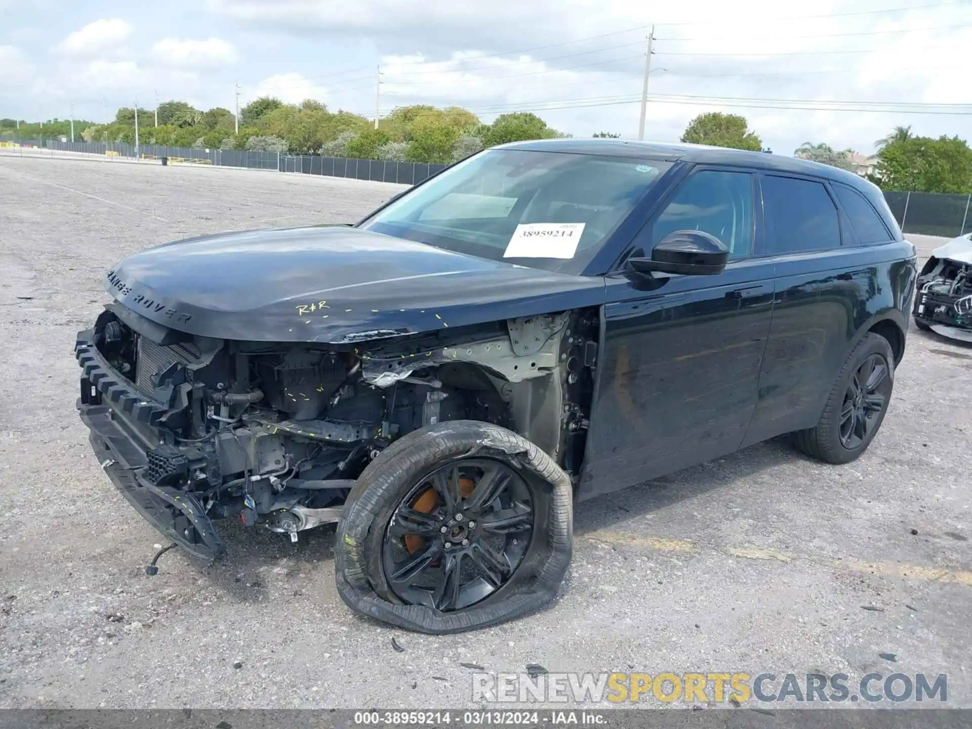 2 Photograph of a damaged car SALYB2EX2LA295172 LAND ROVER RANGE ROVER VELAR 2020