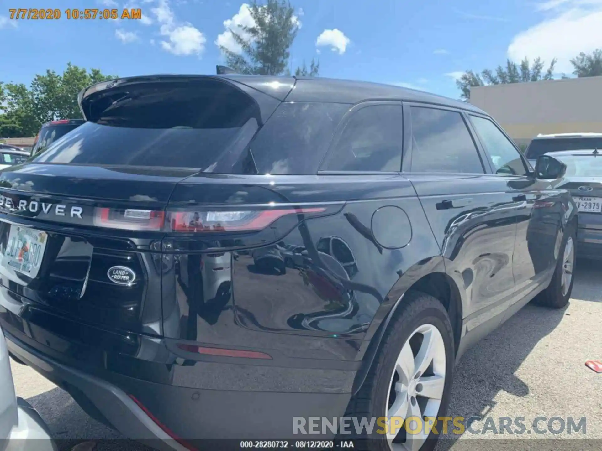 2 Photograph of a damaged car SALYB2EX4LA258687 LAND ROVER RANGE ROVER VELAR 2020