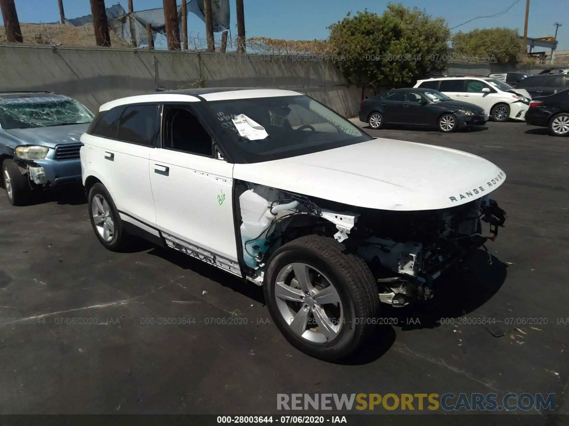 1 Photograph of a damaged car SALYB2EX5LA265731 LAND ROVER RANGE ROVER VELAR 2020