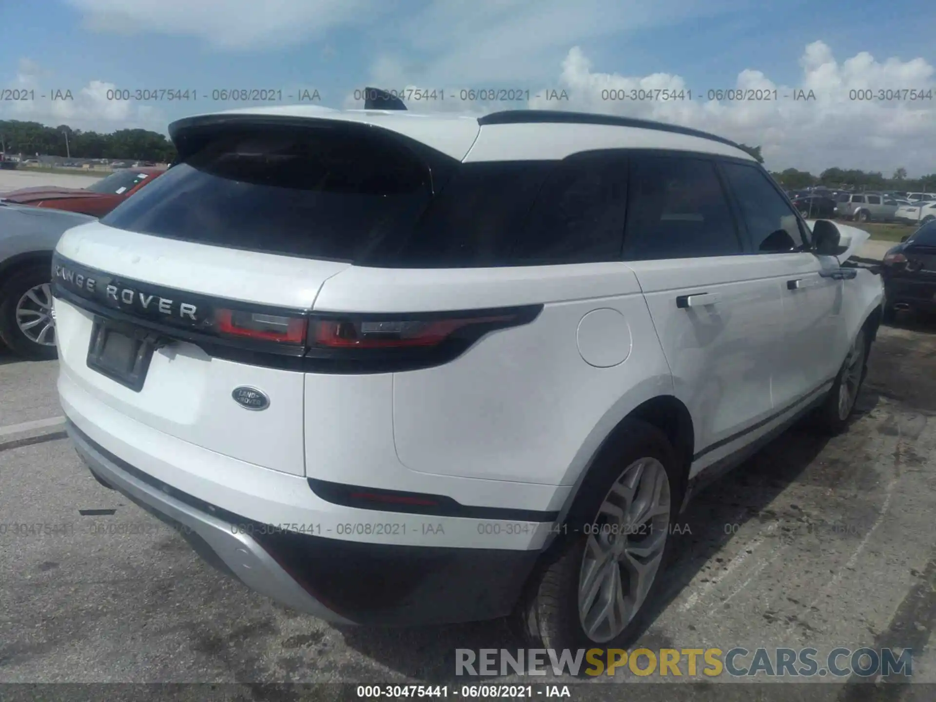 4 Photograph of a damaged car SALYB2EX5LA286496 LAND ROVER RANGE ROVER VELAR 2020