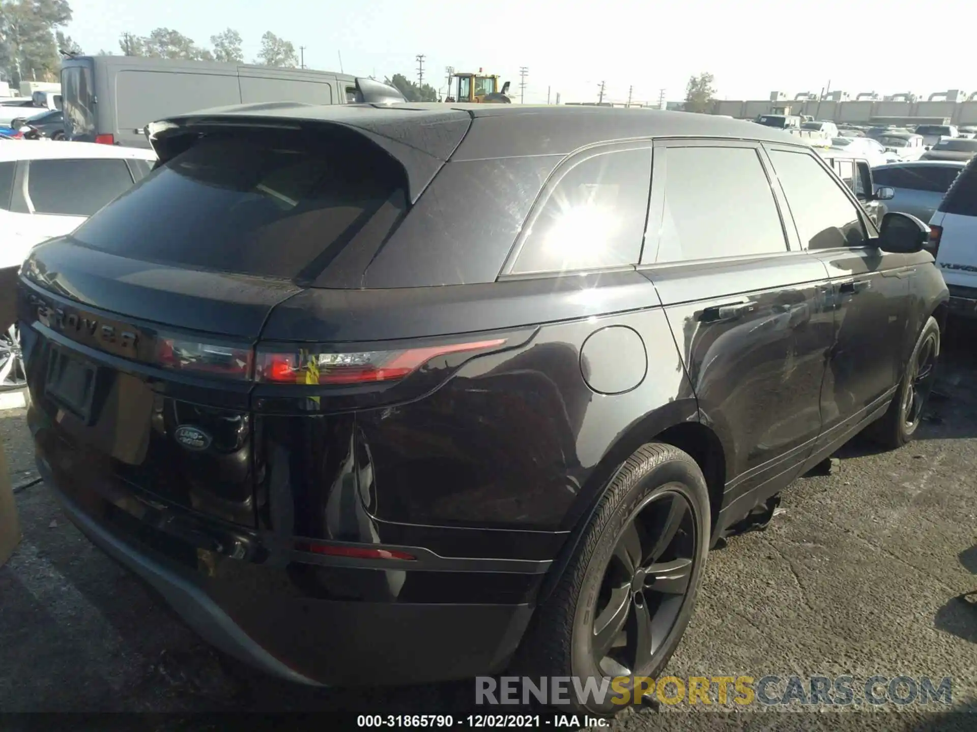 4 Photograph of a damaged car SALYB2EX6LA252843 LAND ROVER RANGE ROVER VELAR 2020