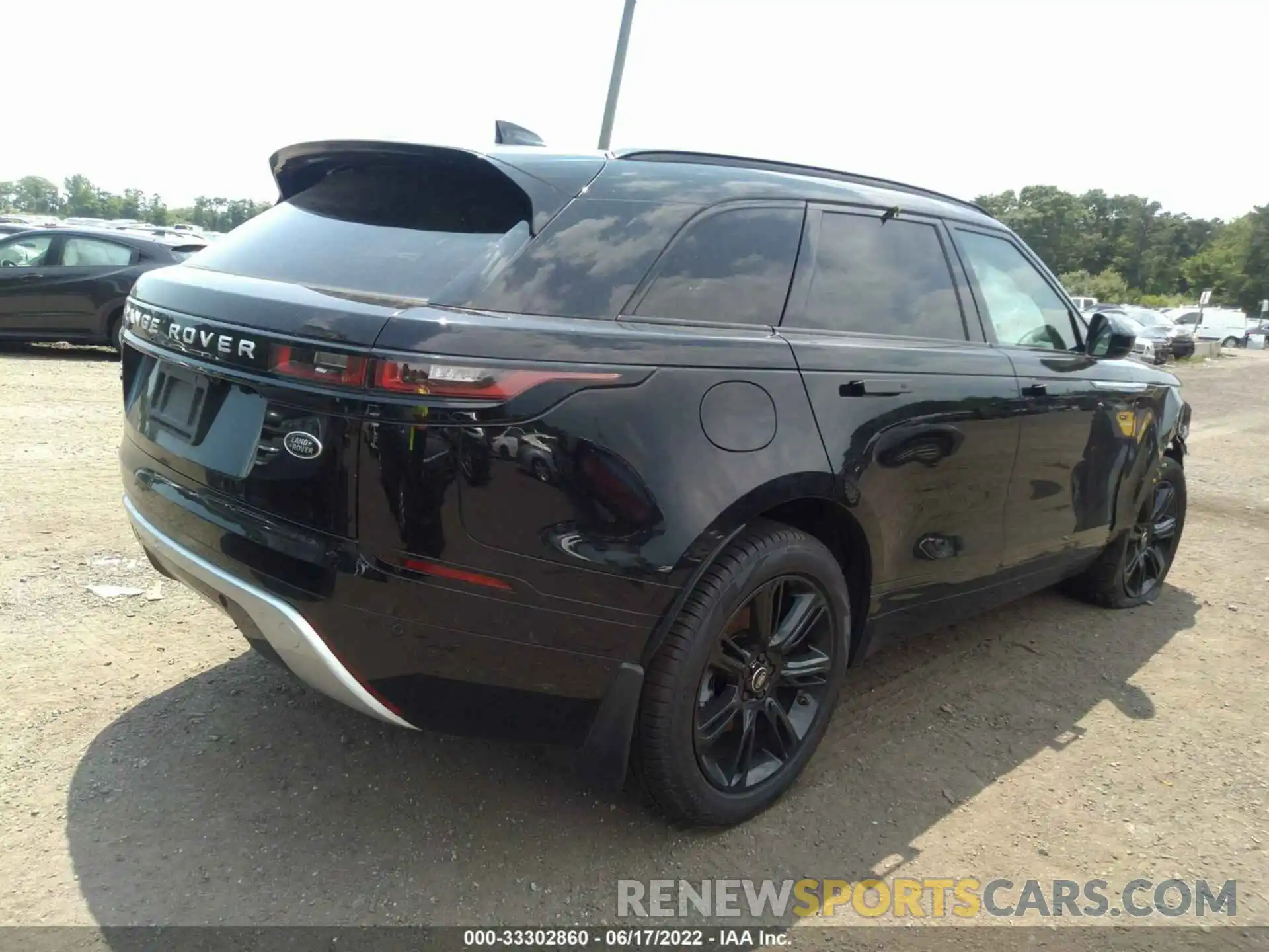 4 Photograph of a damaged car SALYB2EX6LA287270 LAND ROVER RANGE ROVER VELAR 2020