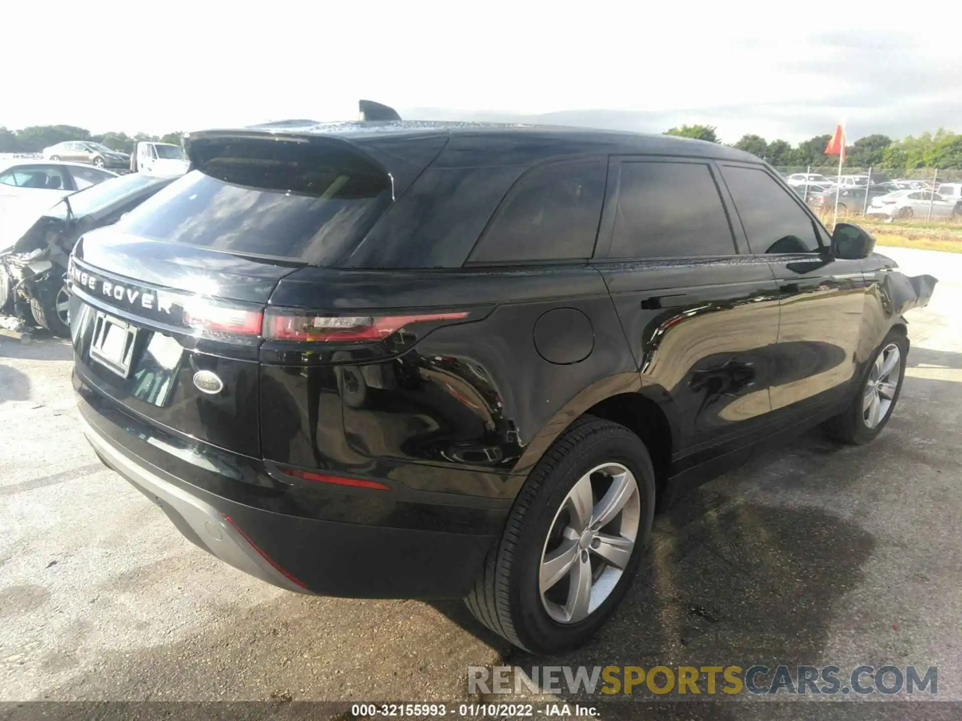 4 Photograph of a damaged car SALYB2EX8LA248468 LAND ROVER RANGE ROVER VELAR 2020