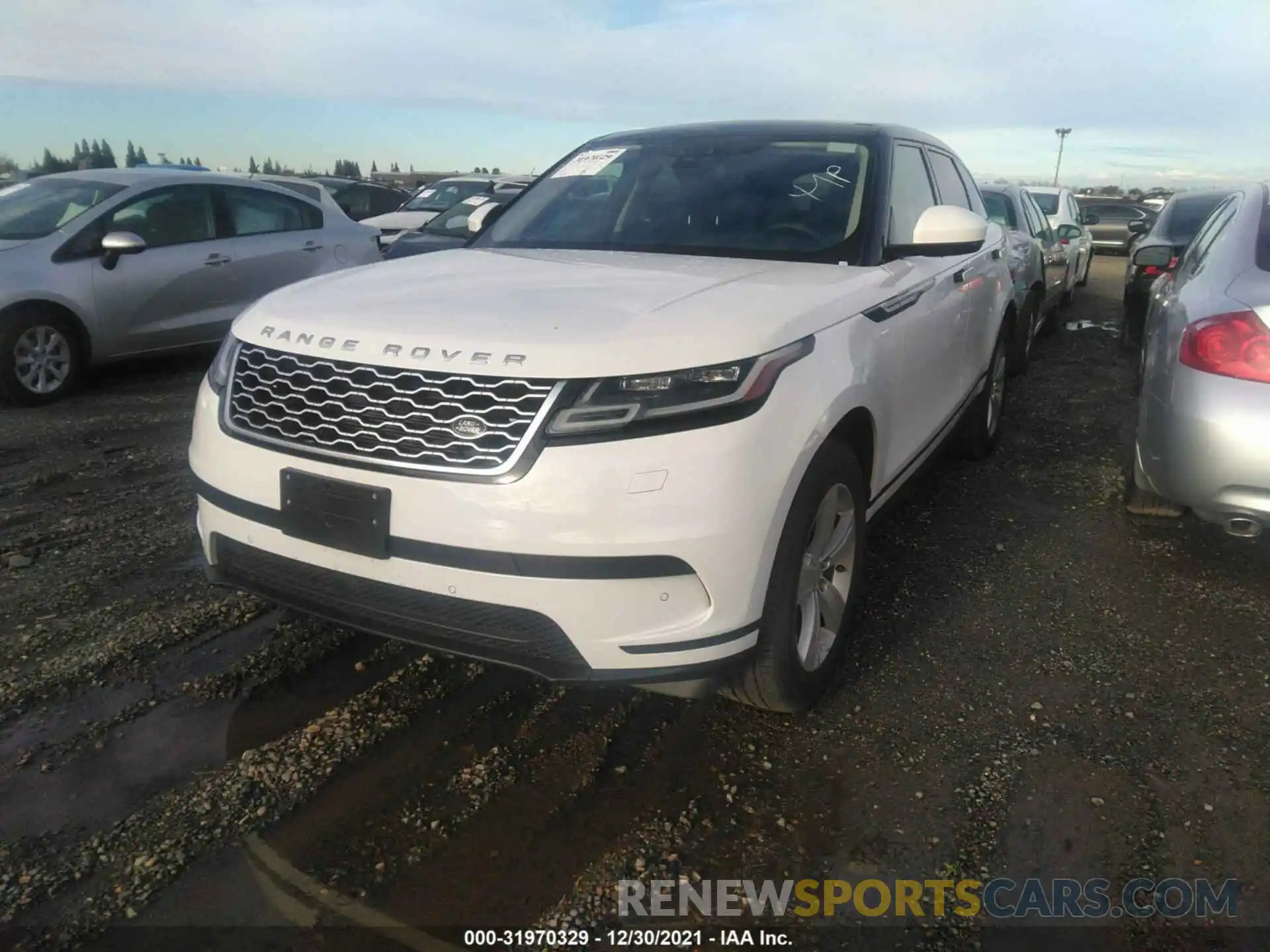 2 Photograph of a damaged car SALYB2EX9LA269572 LAND ROVER RANGE ROVER VELAR 2020