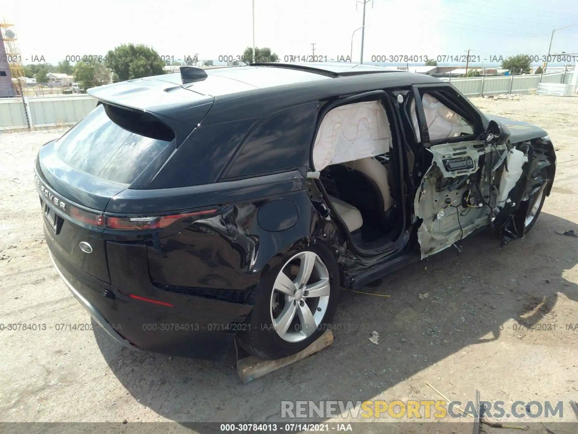 4 Photograph of a damaged car SALYB2EXXLA258063 LAND ROVER RANGE ROVER VELAR 2020