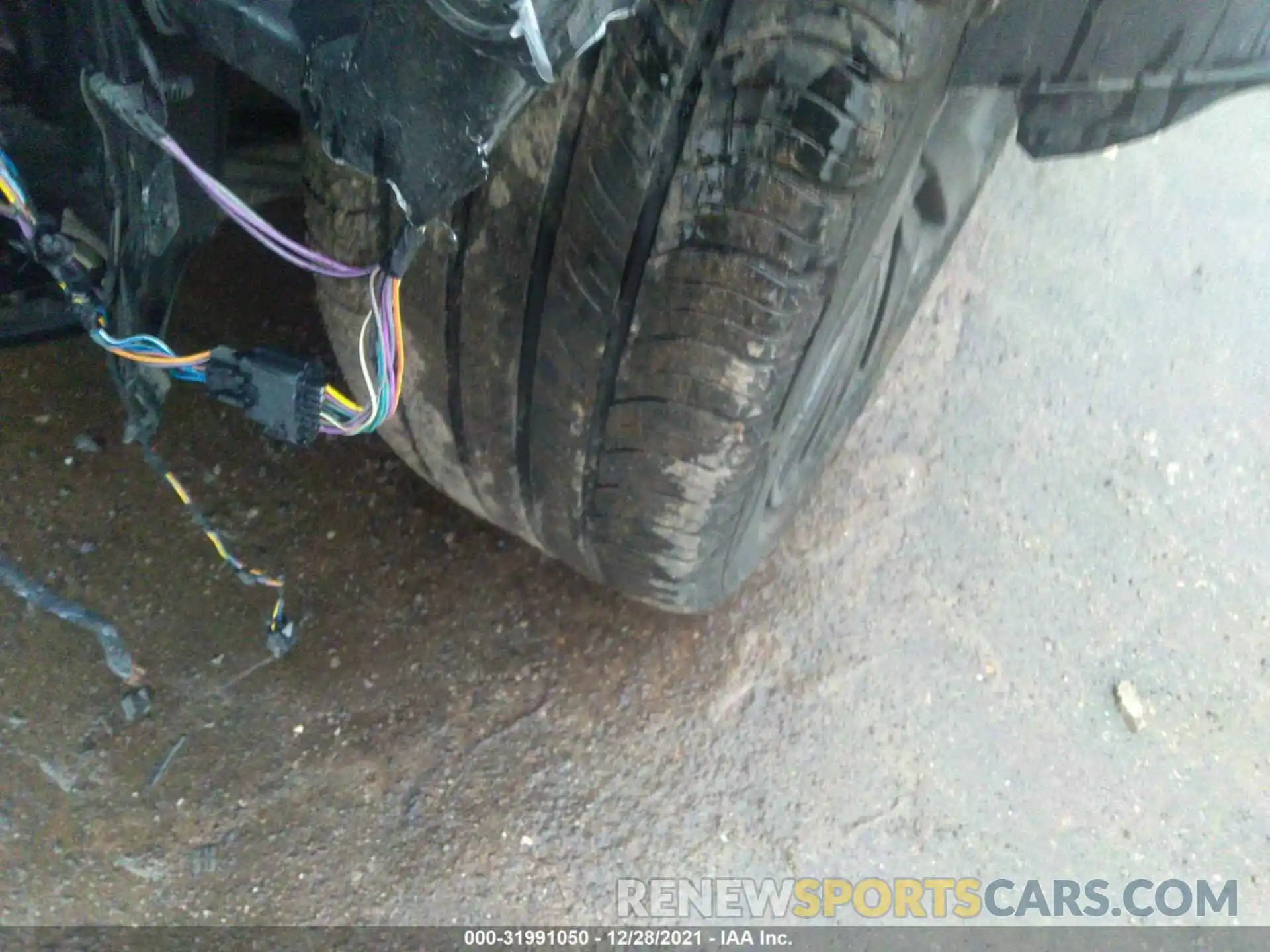 13 Photograph of a damaged car SALYB2FV0LA254892 LAND ROVER RANGE ROVER VELAR 2020