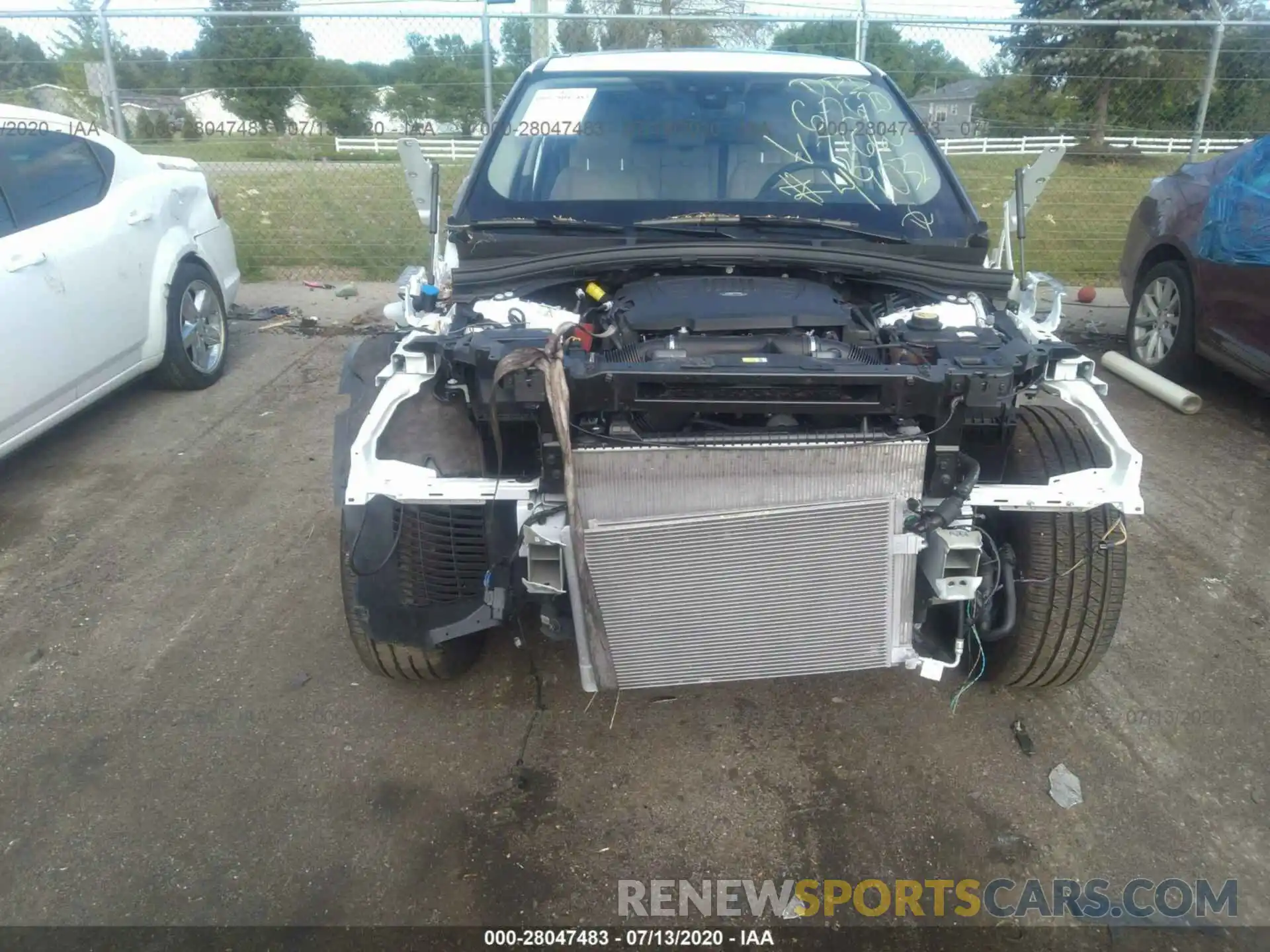 6 Photograph of a damaged car SALYB2FV5LA257660 LAND ROVER RANGE ROVER VELAR 2020