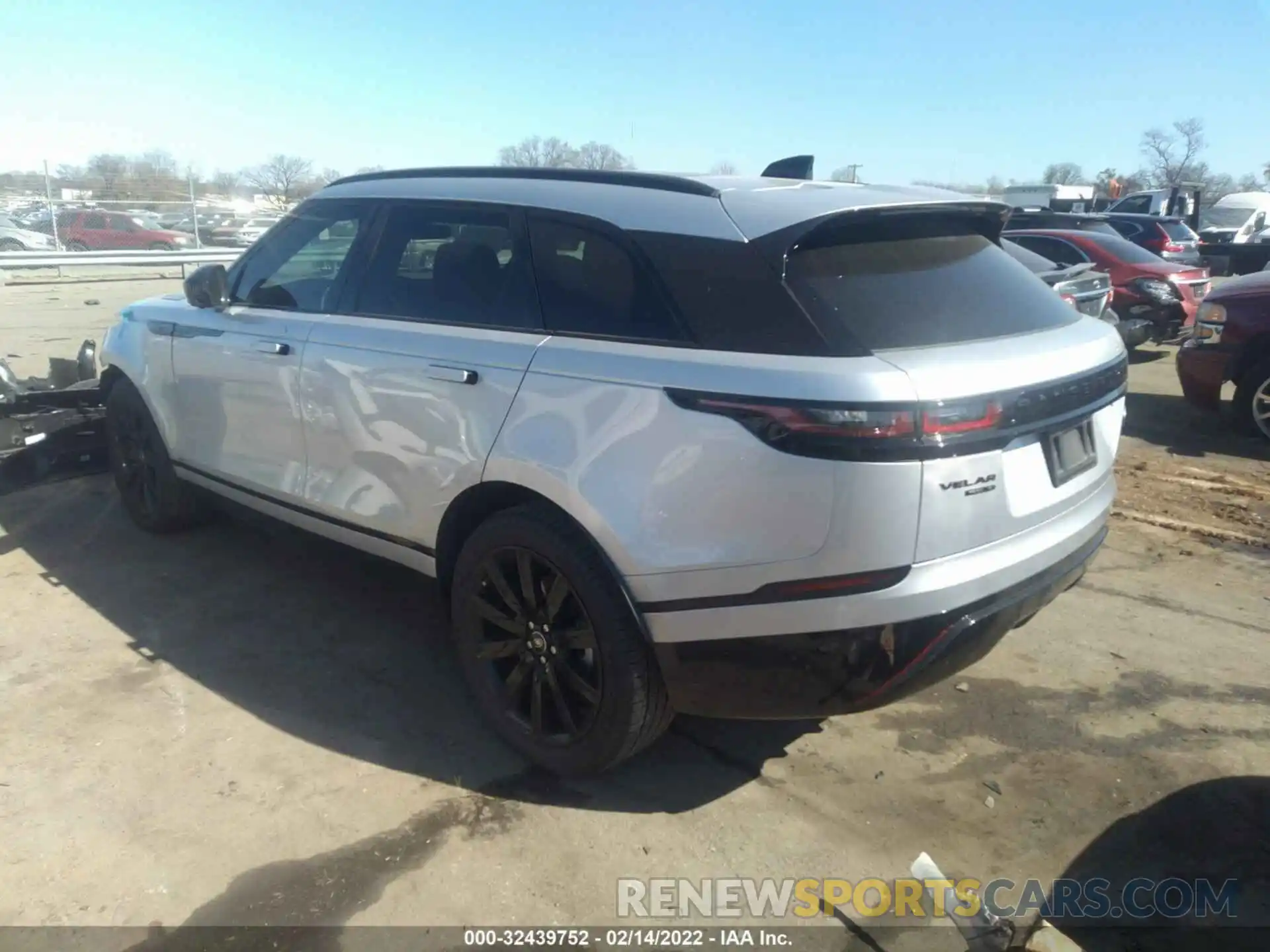 3 Photograph of a damaged car SALYK2EX1LA282512 LAND ROVER RANGE ROVER VELAR 2020