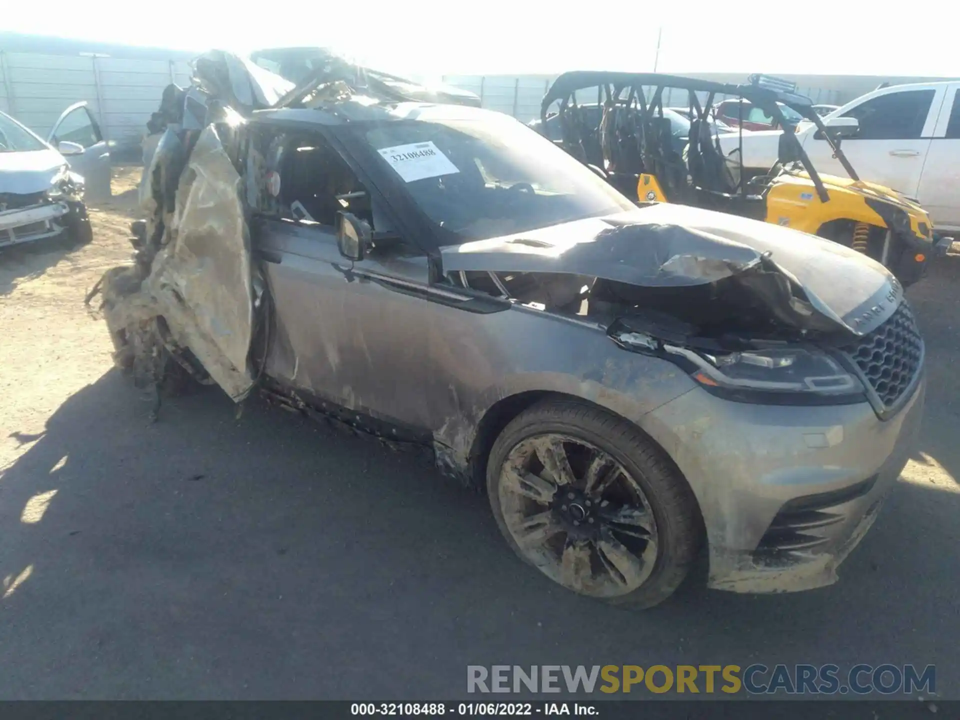 1 Photograph of a damaged car SALYK2EX1LA285099 LAND ROVER RANGE ROVER VELAR 2020