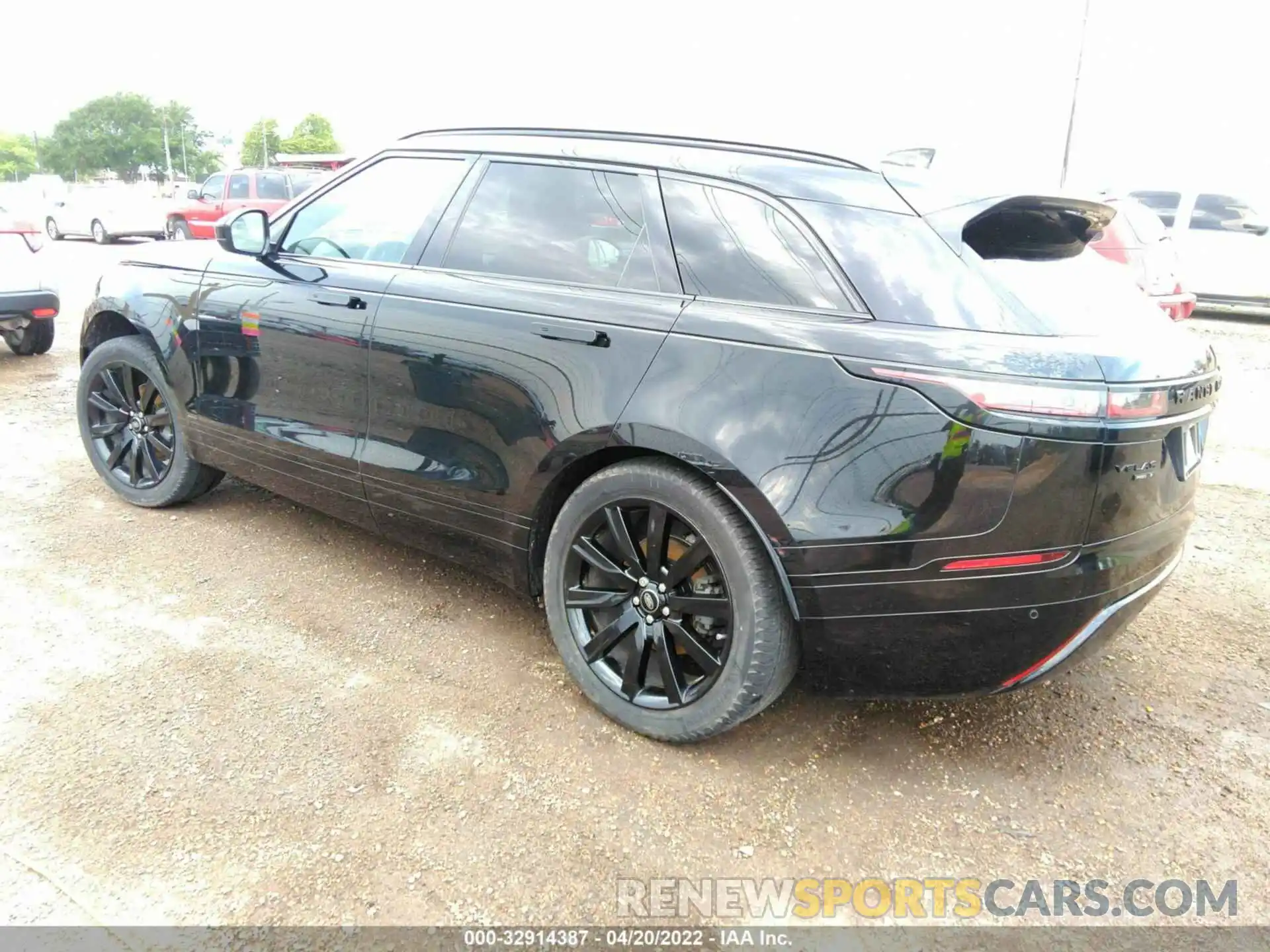 3 Photograph of a damaged car SALYK2EX1LA286348 LAND ROVER RANGE ROVER VELAR 2020