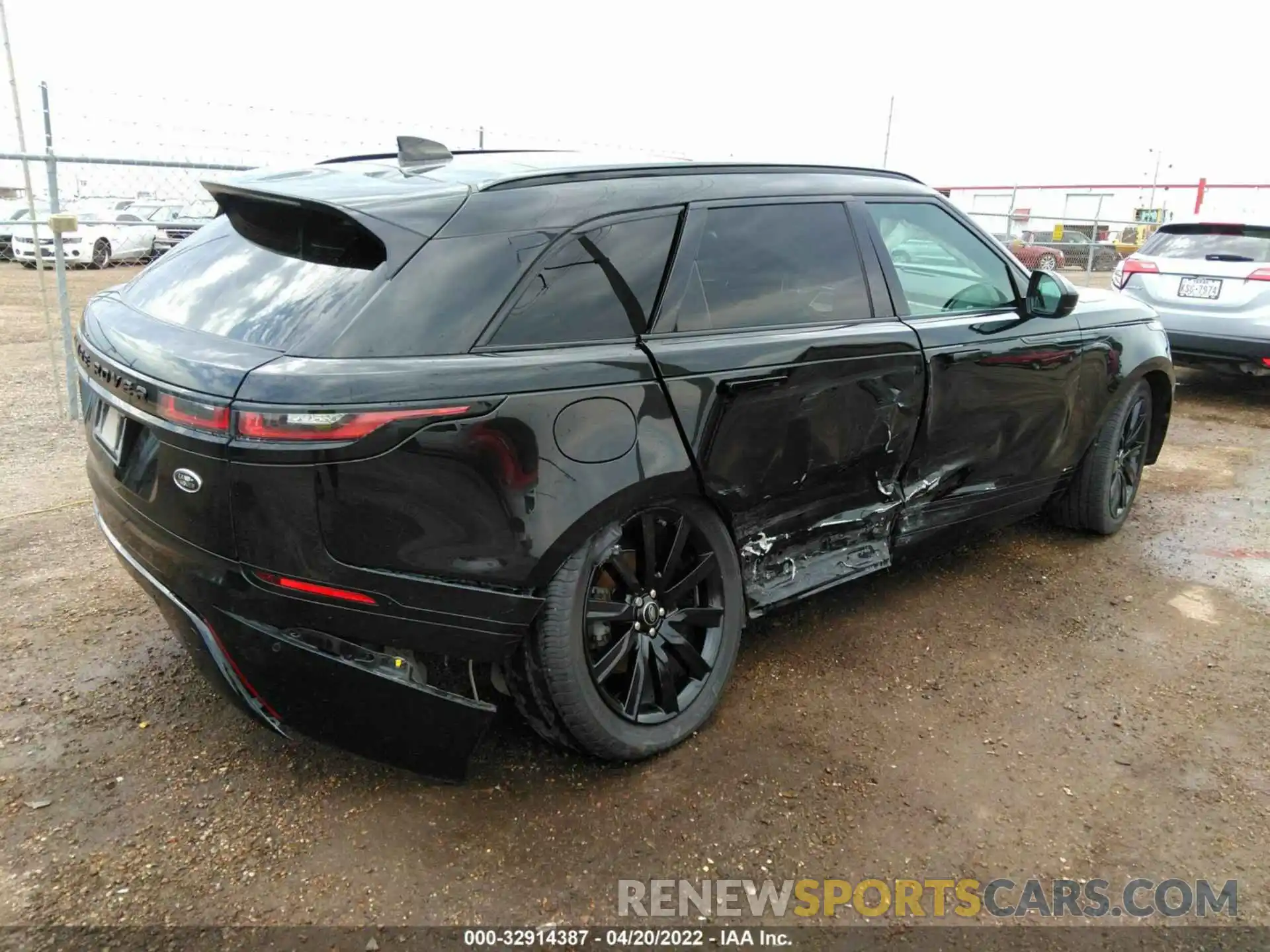 4 Photograph of a damaged car SALYK2EX1LA286348 LAND ROVER RANGE ROVER VELAR 2020