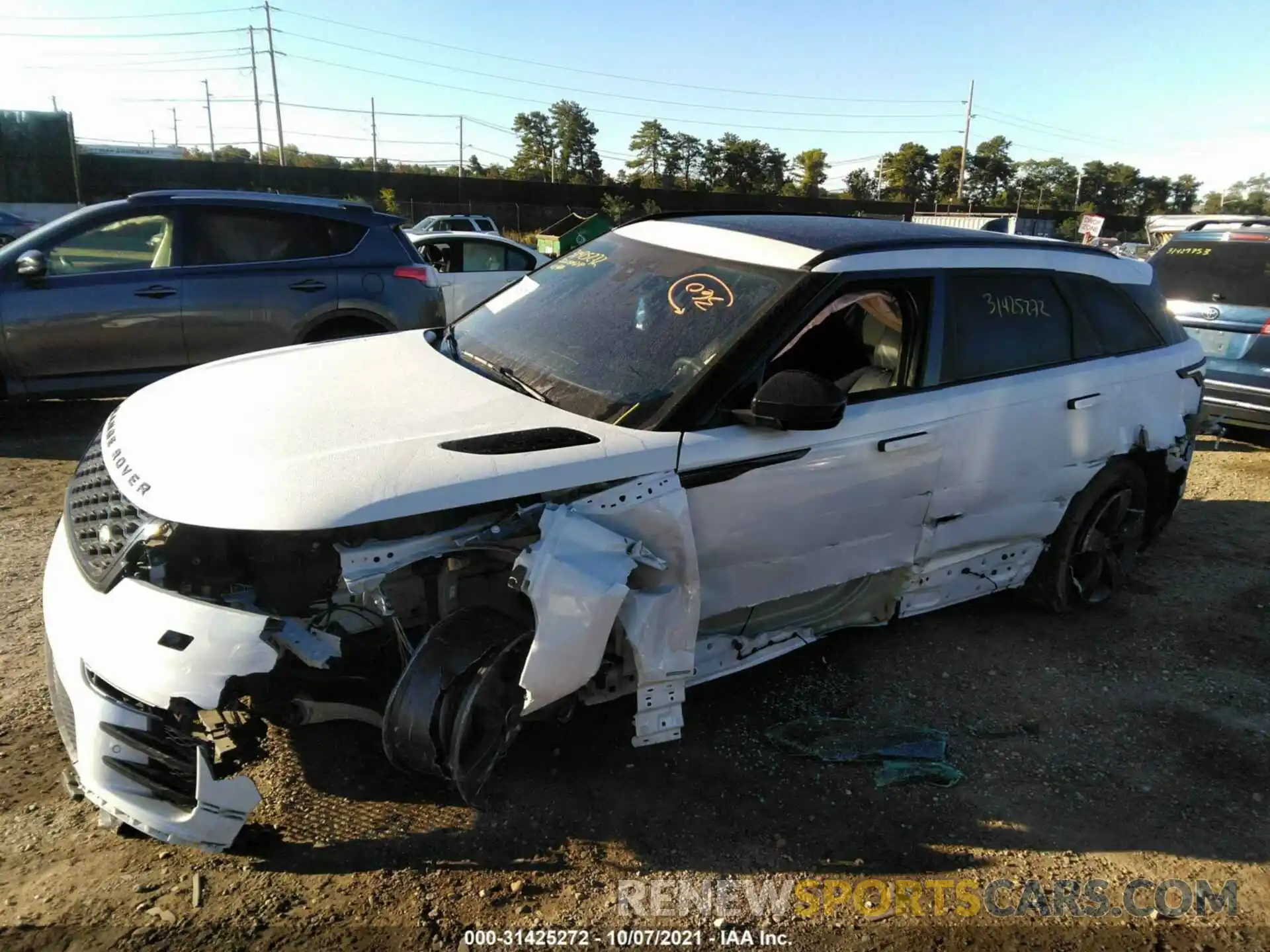 6 Photograph of a damaged car SALYK2EX1LA291632 LAND ROVER RANGE ROVER VELAR 2020