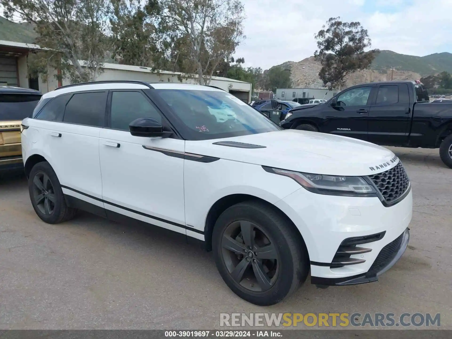 1 Photograph of a damaged car SALYK2EX2LA286696 LAND ROVER RANGE ROVER VELAR 2020