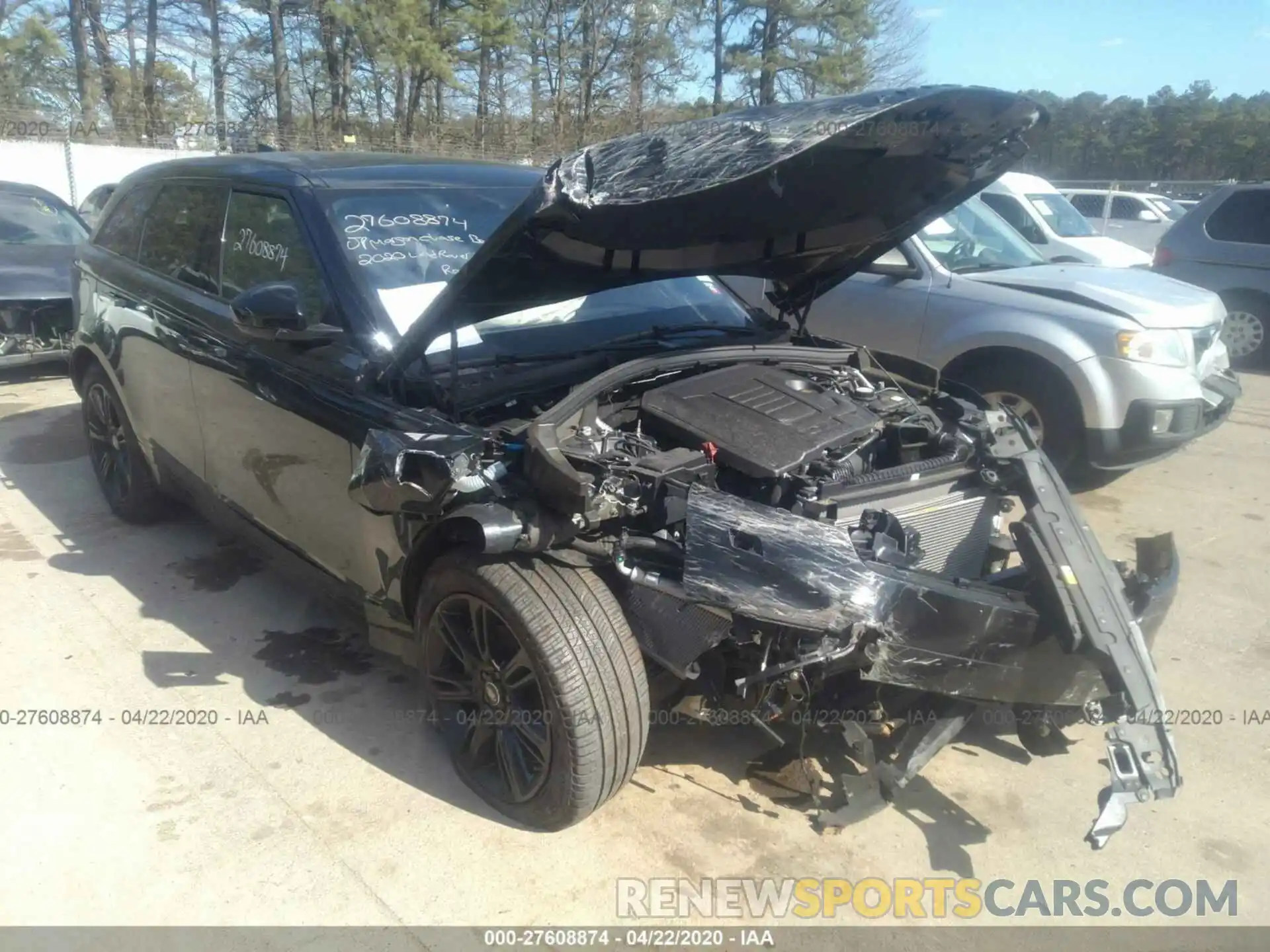 1 Photograph of a damaged car SALYK2EX6LA244001 LAND ROVER RANGE ROVER VELAR 2020