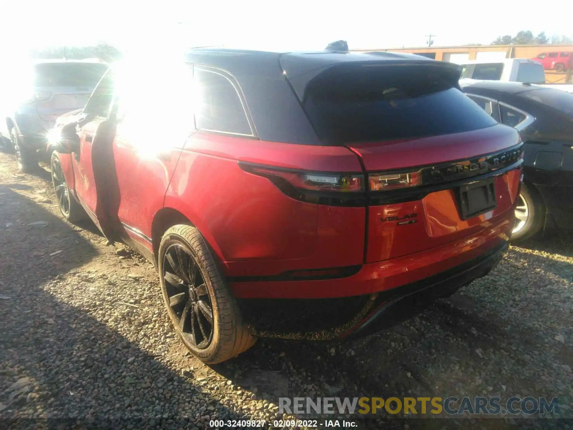 3 Photograph of a damaged car SALYK2EX6LA283994 LAND ROVER RANGE ROVER VELAR 2020