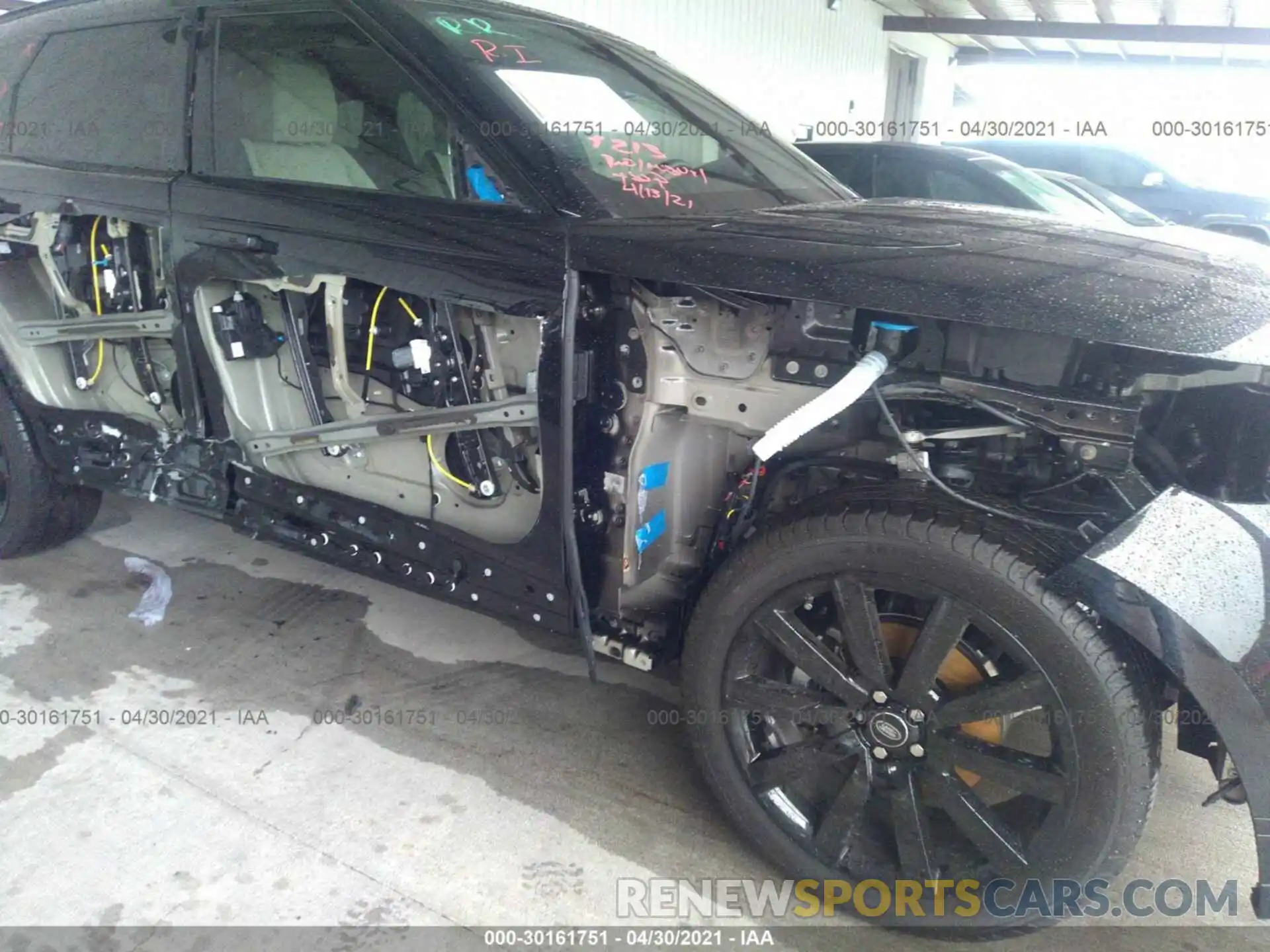 6 Photograph of a damaged car SALYK2EX6LA294008 LAND ROVER RANGE ROVER VELAR 2020