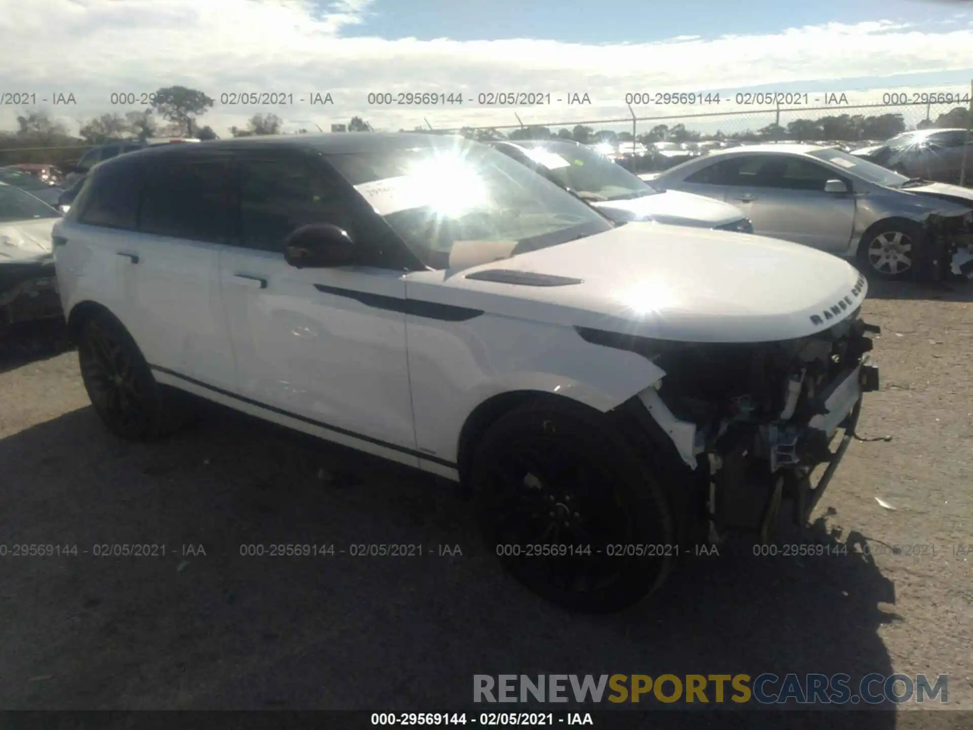 1 Photograph of a damaged car SALYK2EX7LA285544 LAND ROVER RANGE ROVER VELAR 2020