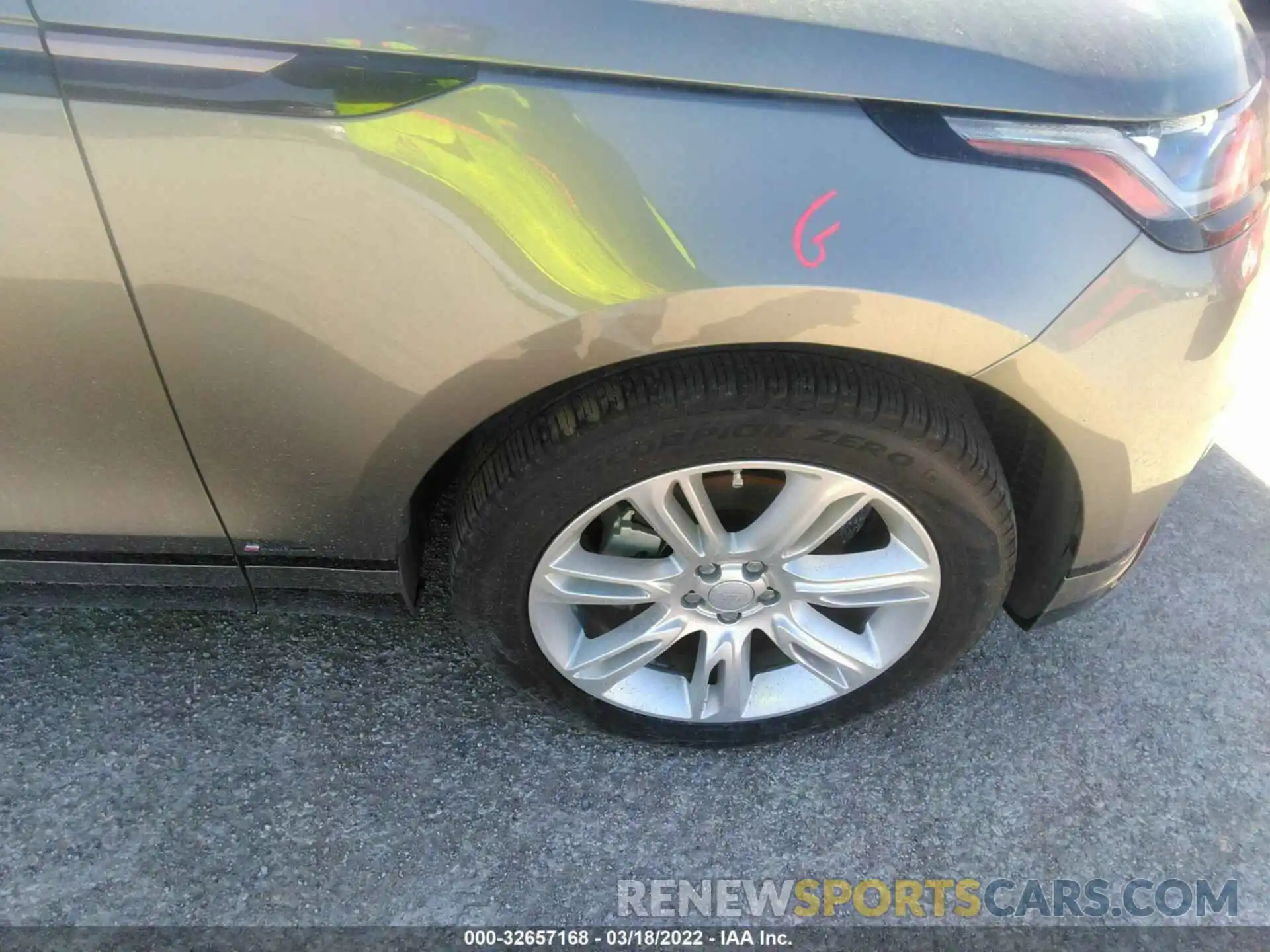 14 Photograph of a damaged car SALYK2EX8LA237986 LAND ROVER RANGE ROVER VELAR 2020