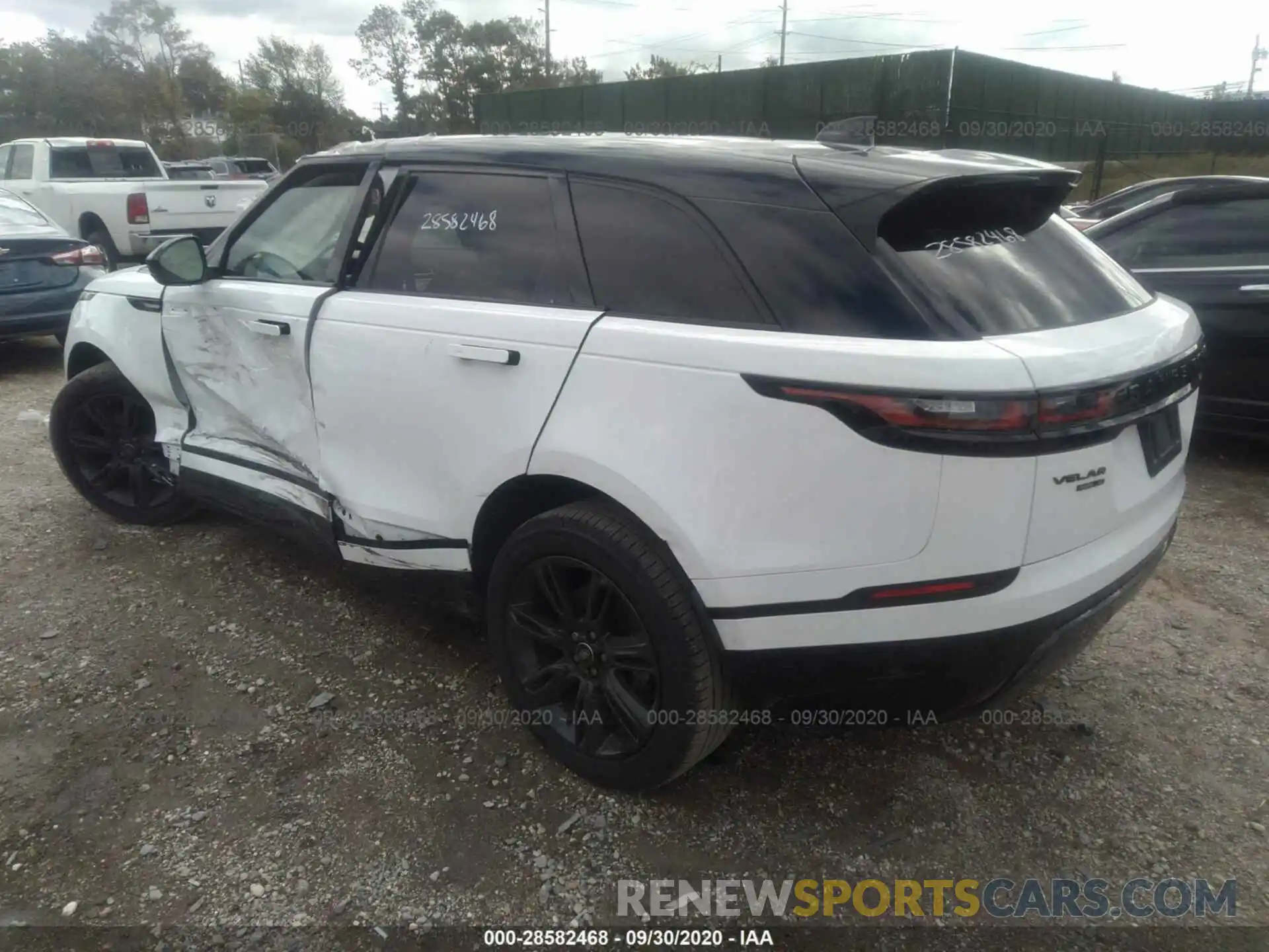 3 Photograph of a damaged car SALYK2EX8LA252214 LAND ROVER RANGE ROVER VELAR 2020