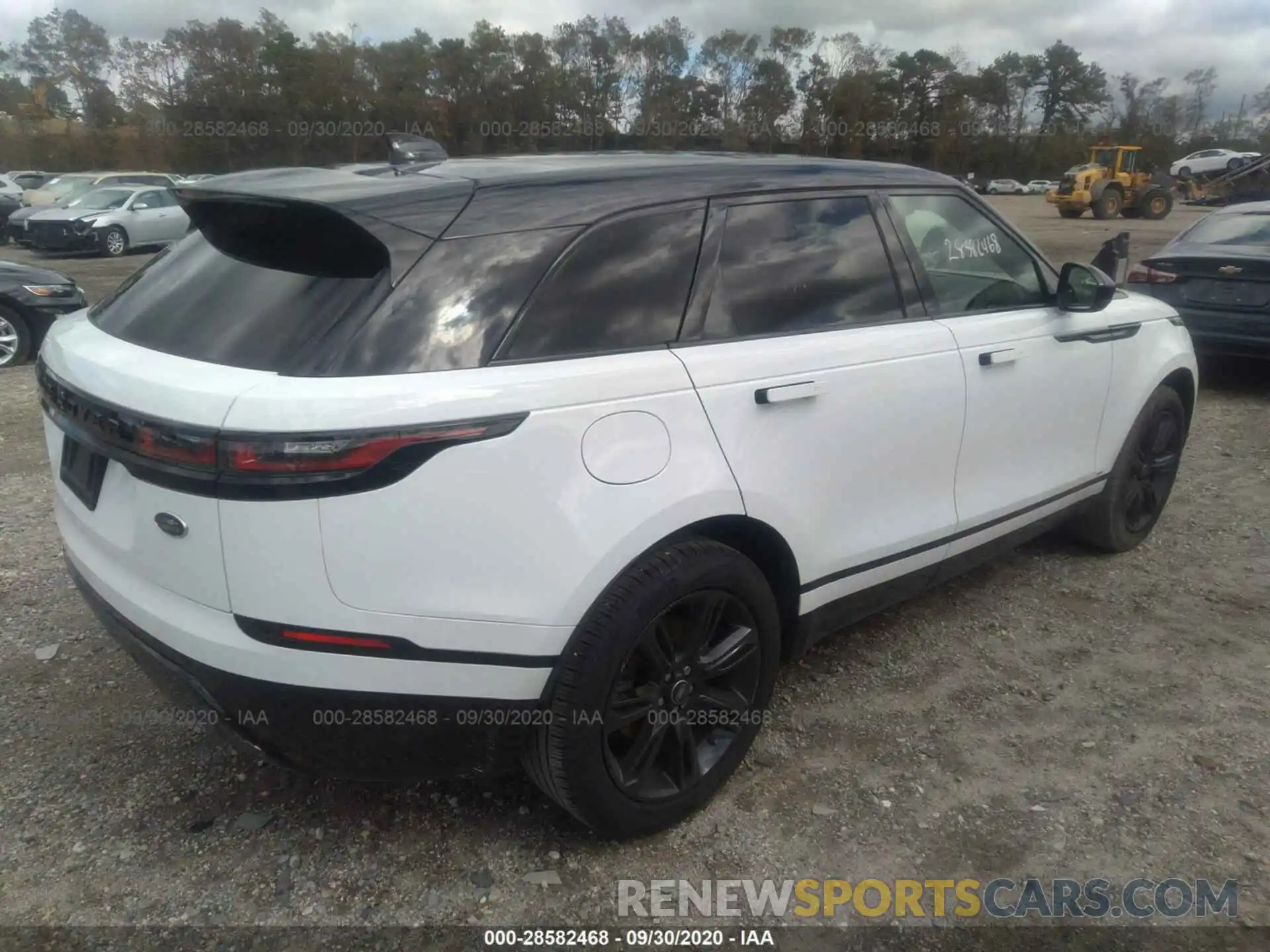 4 Photograph of a damaged car SALYK2EX8LA252214 LAND ROVER RANGE ROVER VELAR 2020