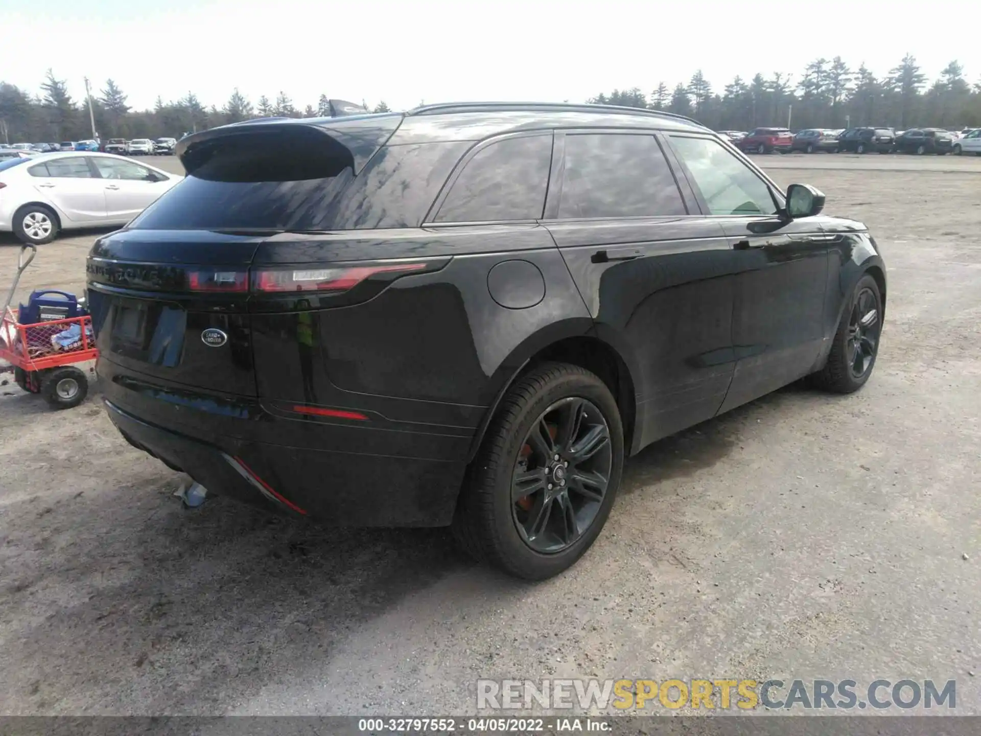 4 Photograph of a damaged car SALYK2EX9LA291619 LAND ROVER RANGE ROVER VELAR 2020