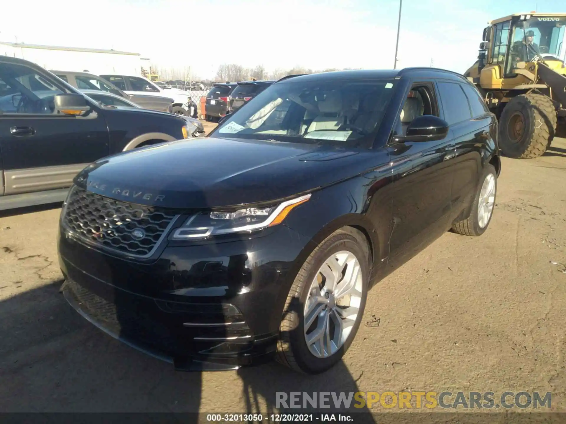 2 Photograph of a damaged car SALYK2FV1LA274620 LAND ROVER RANGE ROVER VELAR 2020