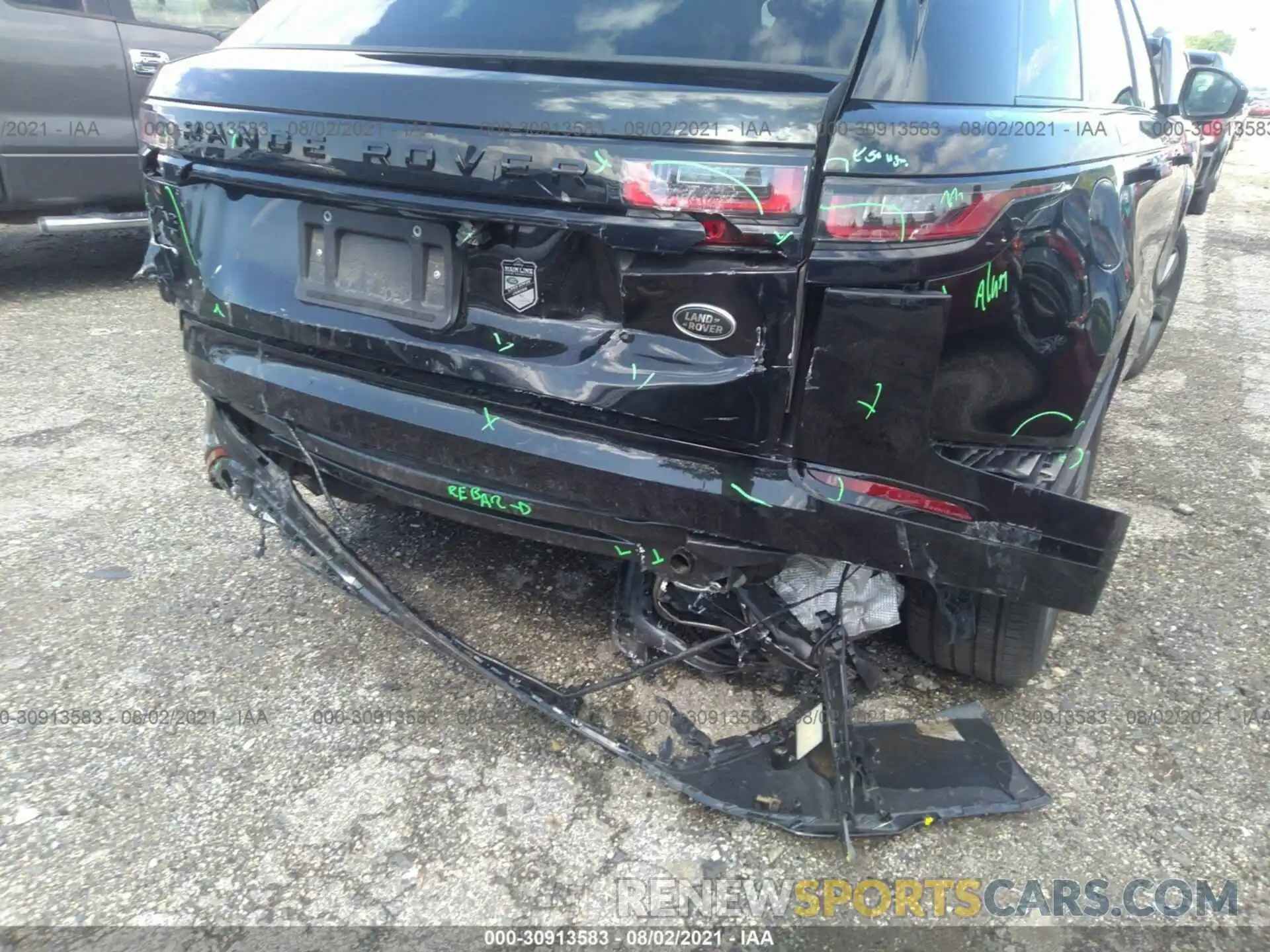 6 Photograph of a damaged car SALYK2FV3LA261142 LAND ROVER RANGE ROVER VELAR 2020