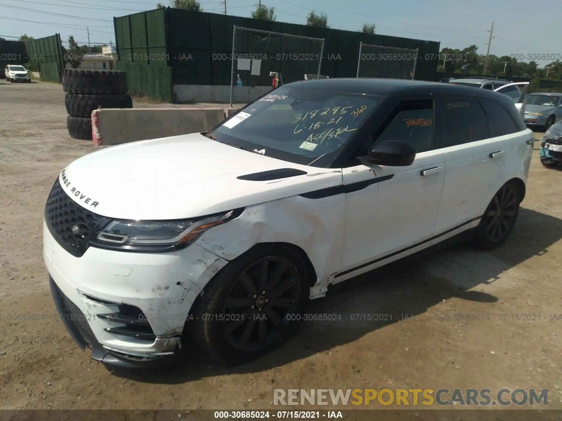 2 Фотография поврежденного автомобиля SALYK2FV6LA293034 LAND ROVER RANGE ROVER VELAR 2020