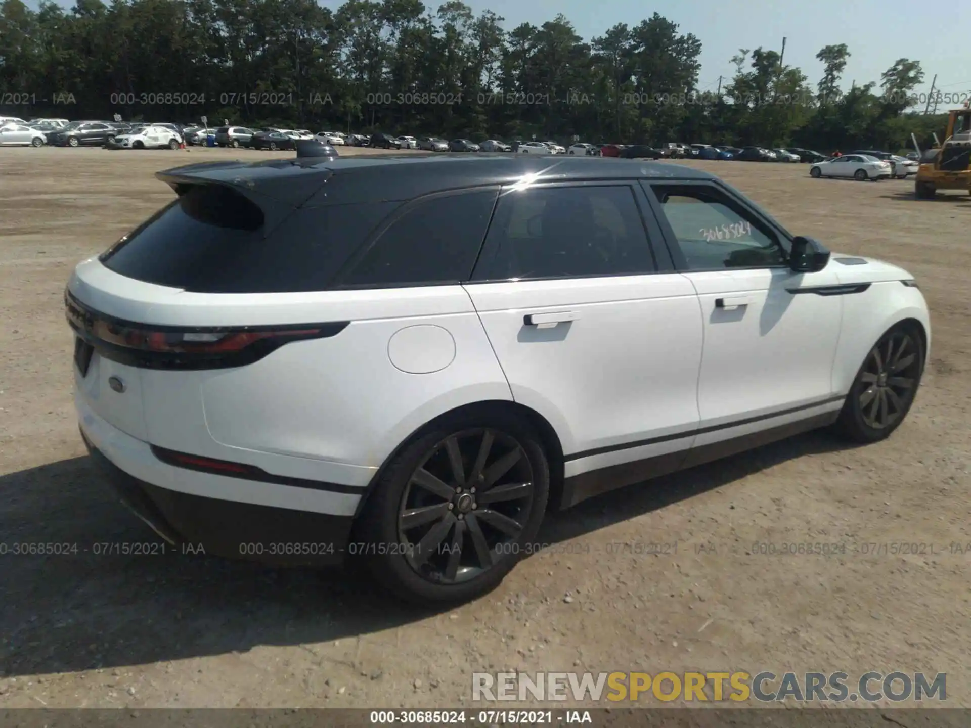 4 Photograph of a damaged car SALYK2FV6LA293034 LAND ROVER RANGE ROVER VELAR 2020