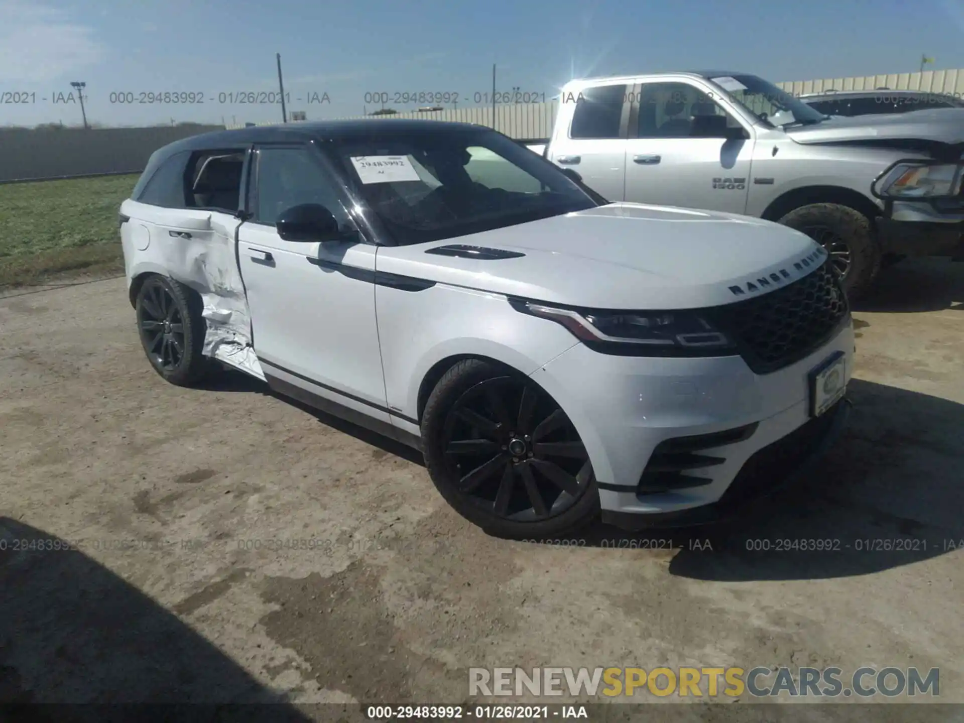 1 Фотография поврежденного автомобиля SALYK2FV8LA243994 LAND ROVER RANGE ROVER VELAR 2020