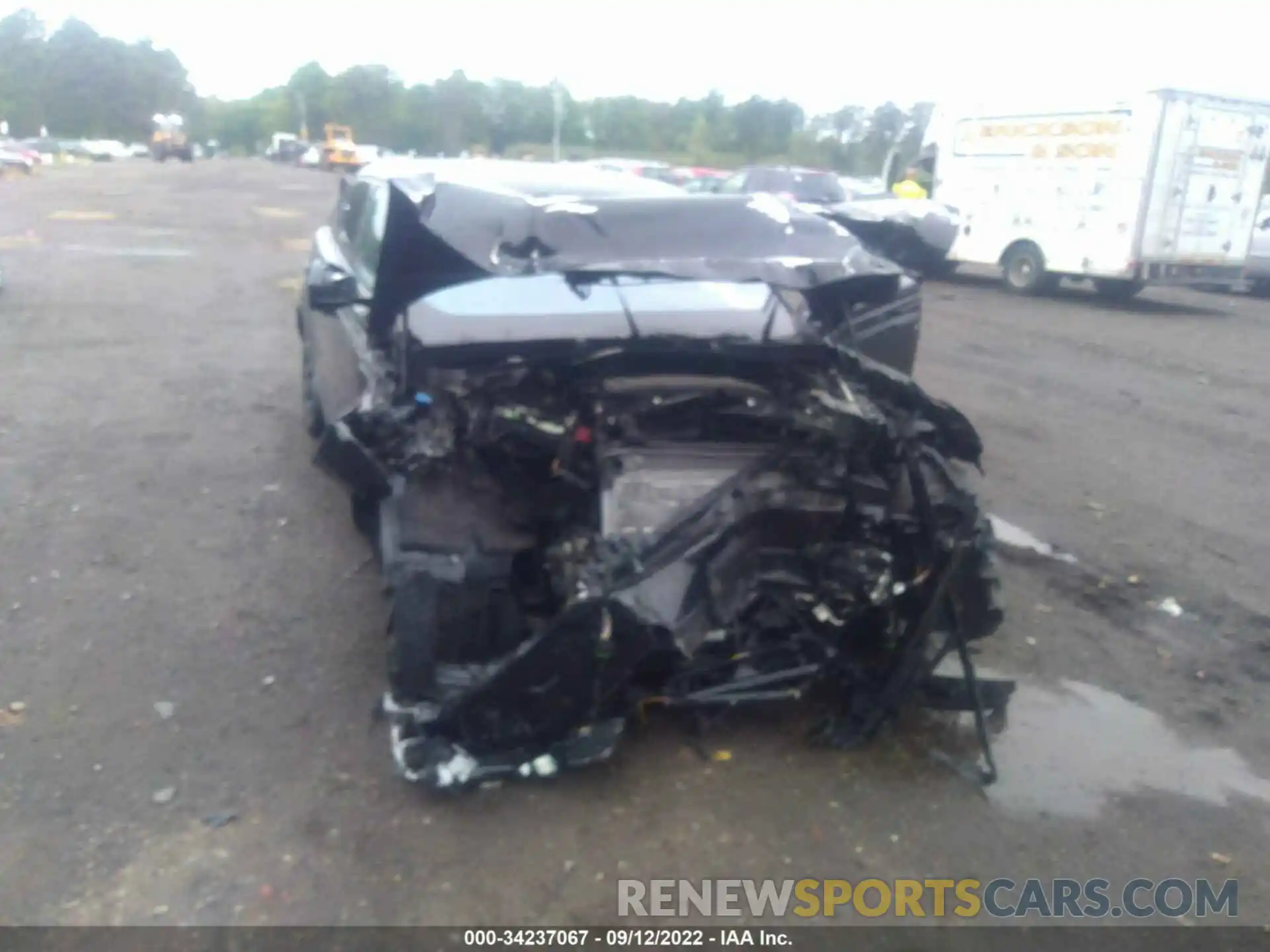 6 Photograph of a damaged car SALYM2EV5LA239123 LAND ROVER RANGE ROVER VELAR 2020