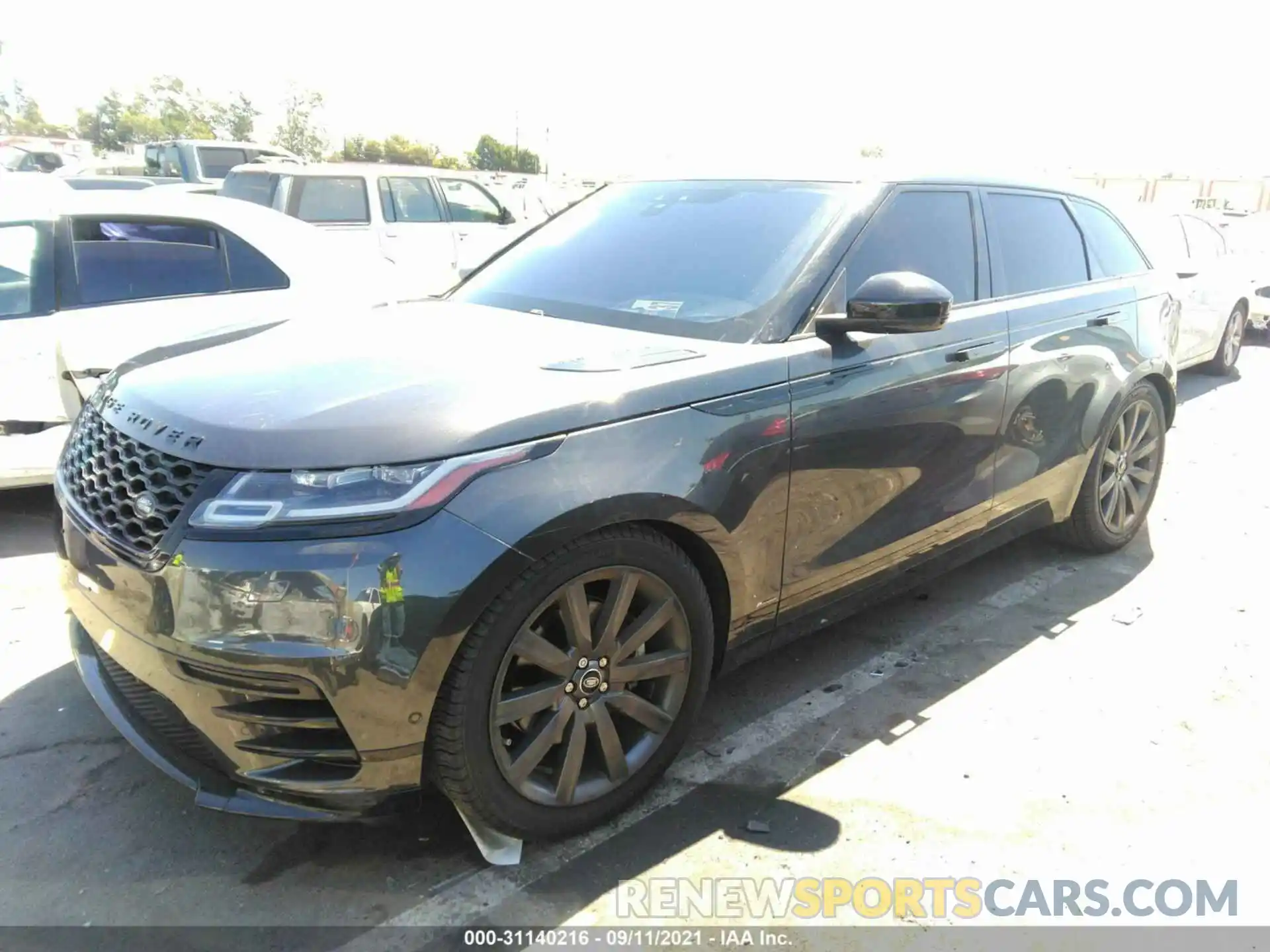 2 Фотография поврежденного автомобиля SALYM2EV5LA239395 LAND ROVER RANGE ROVER VELAR 2020